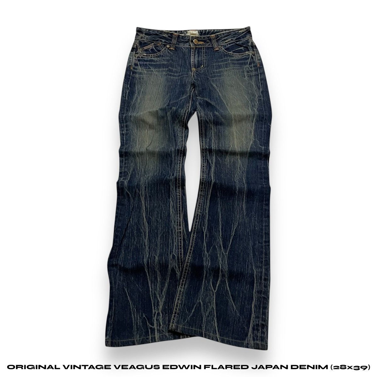 Le Grande Bleu (L.G.B.) ORIGINAL VINTAGE VEAGUS EDWIN FLARED JAPAN DENIM (28×39) Size US 28 / EU 44 - 1 Thumbnail