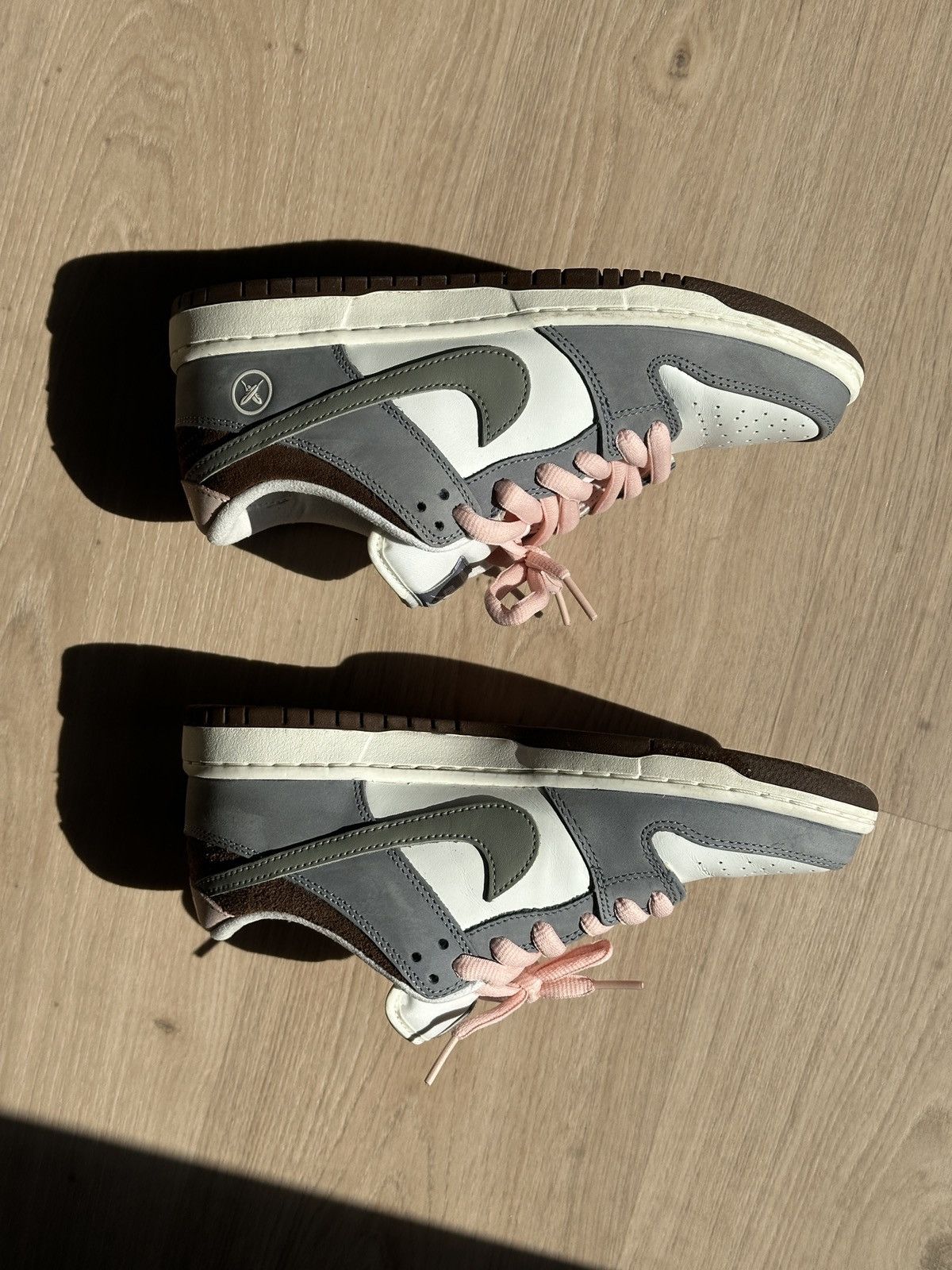 Nike Nike SB Dunk Low x Yuto Horigome Wolf Grey Size US 7.5 / EU 40-41 - 3 Thumbnail