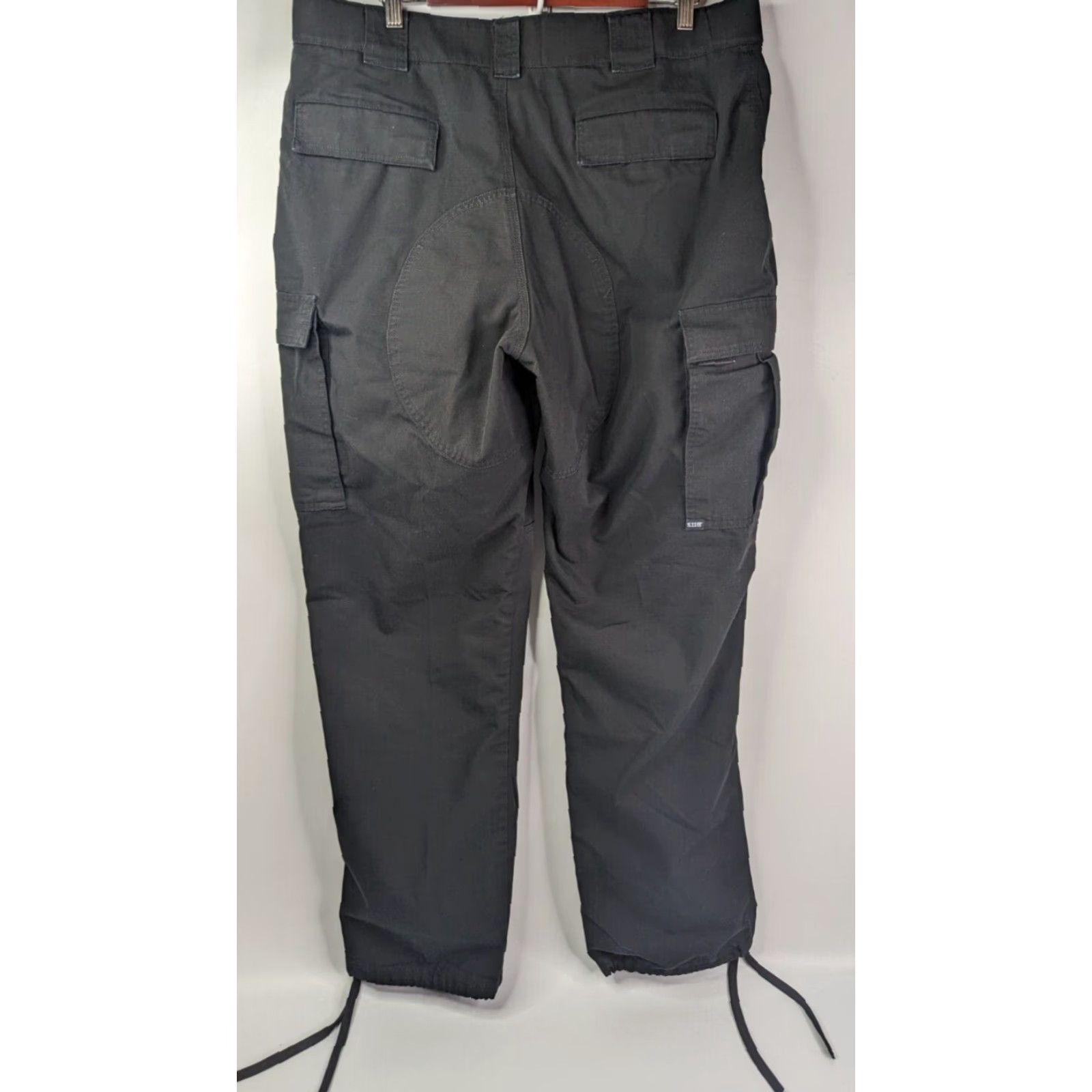 Vintage 5.11 Tactical Men's TDU Adjustable Work Ripstop Pants 74003 Black XL Long Cargo Straight Inseam 34 Mens Size US 36 / EU 52 - 4 Thumbnail