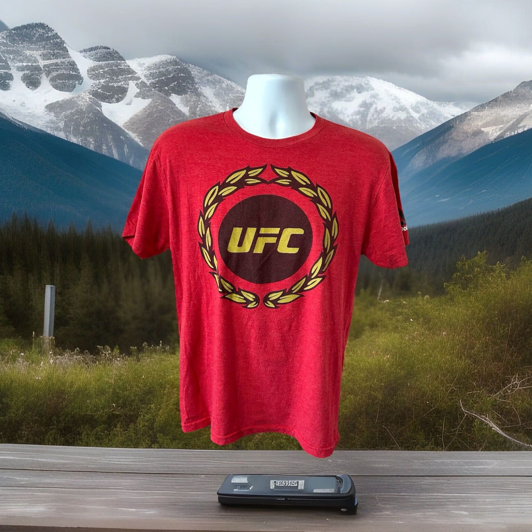 Reebok UFC Reebok Shirt Men Medium Red Short Sleeve Crew Neck Graphic Size US M / EU 48-50 / 2 - 5 Thumbnail