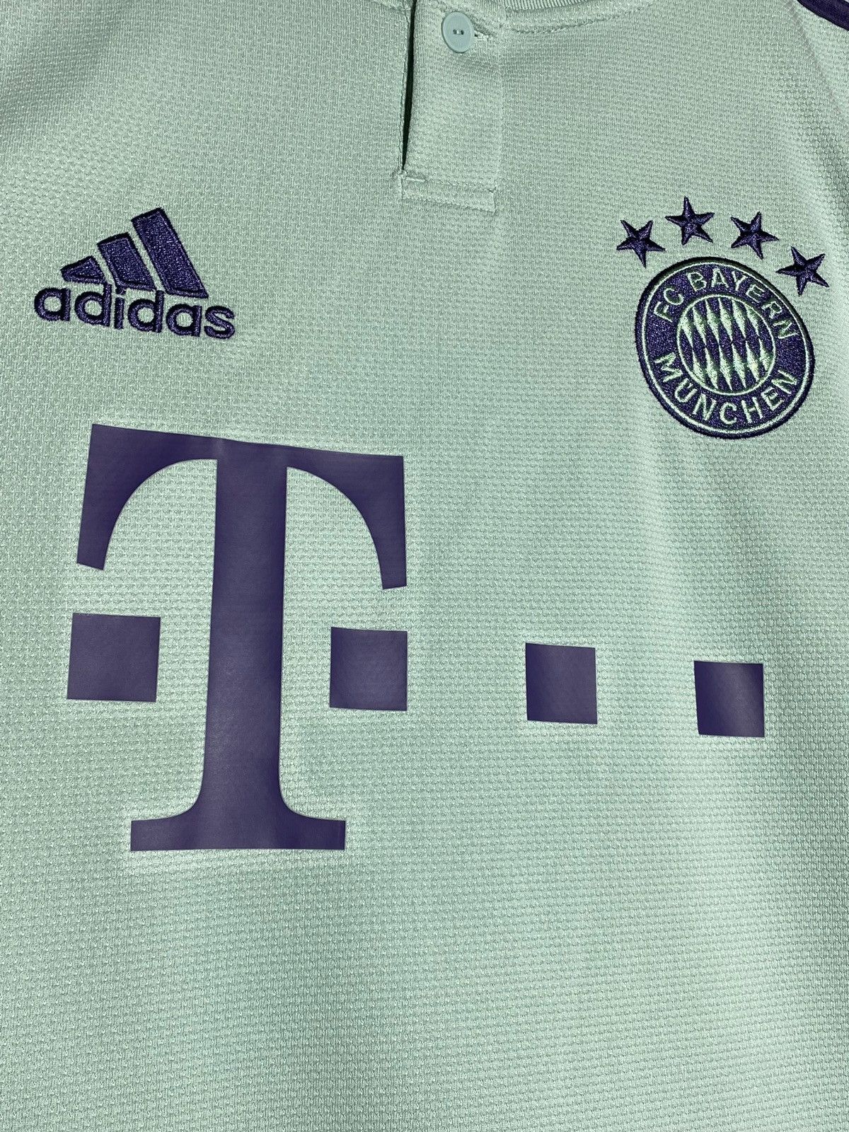 Adidas 🔥 ADIDAS FC BAYERN MUNCHEN 2018/19 AWAY FOOTBALL SHIRT Size US S / EU 44-46 / 1 - 4 Thumbnail