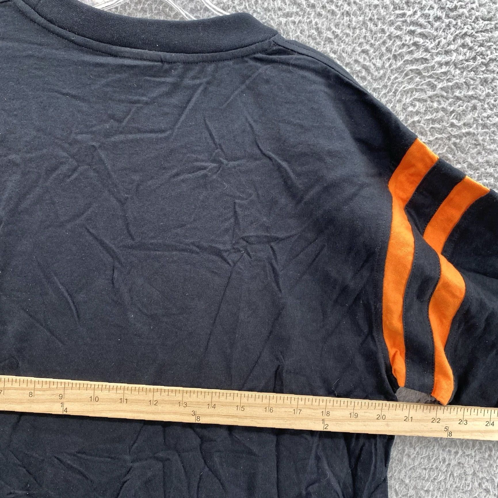 NFL VINTAGE NFL Cincinati Bengals T-Shirt Mens Medium Black Football Sportswear 80s 90s Retro Graphic Print Logo Mens Size US M / EU 48-50 / 2 - 5 Thumbnail