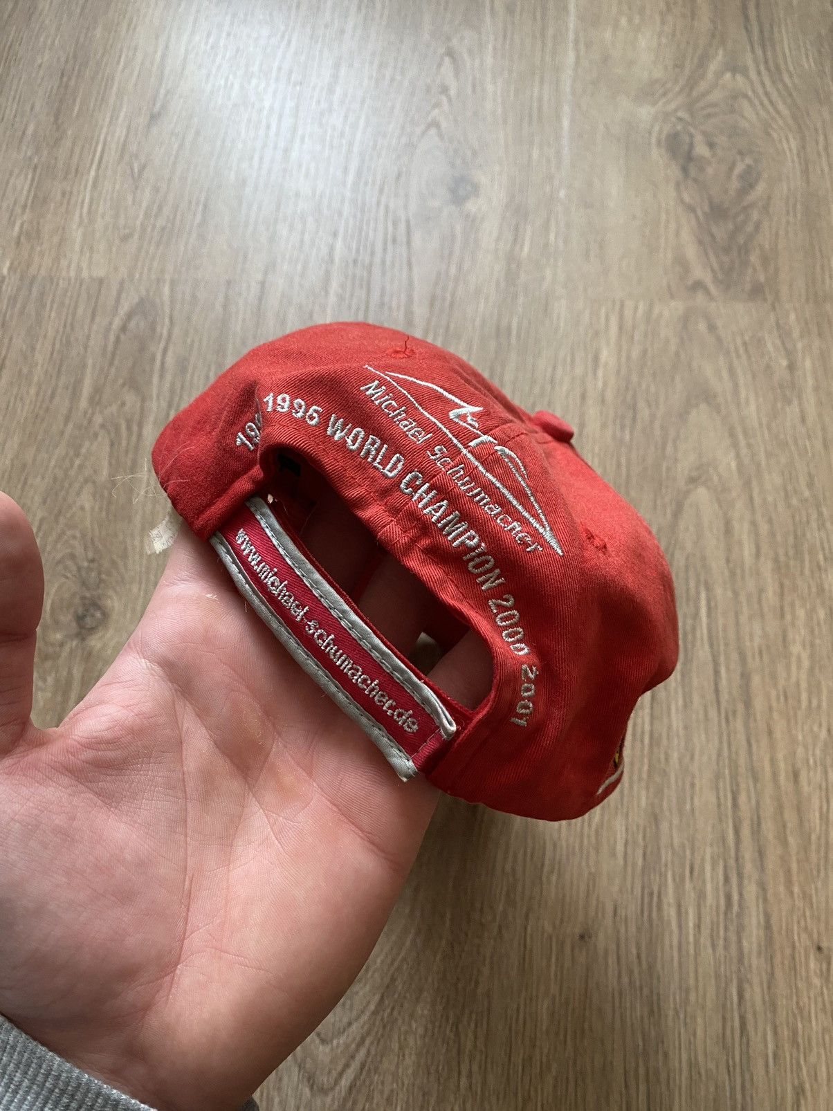 Ferrari × Vintage Vintage Ferrari Michael schumacher racing formula1 faded cap Size ONE SIZE - 4 Thumbnail