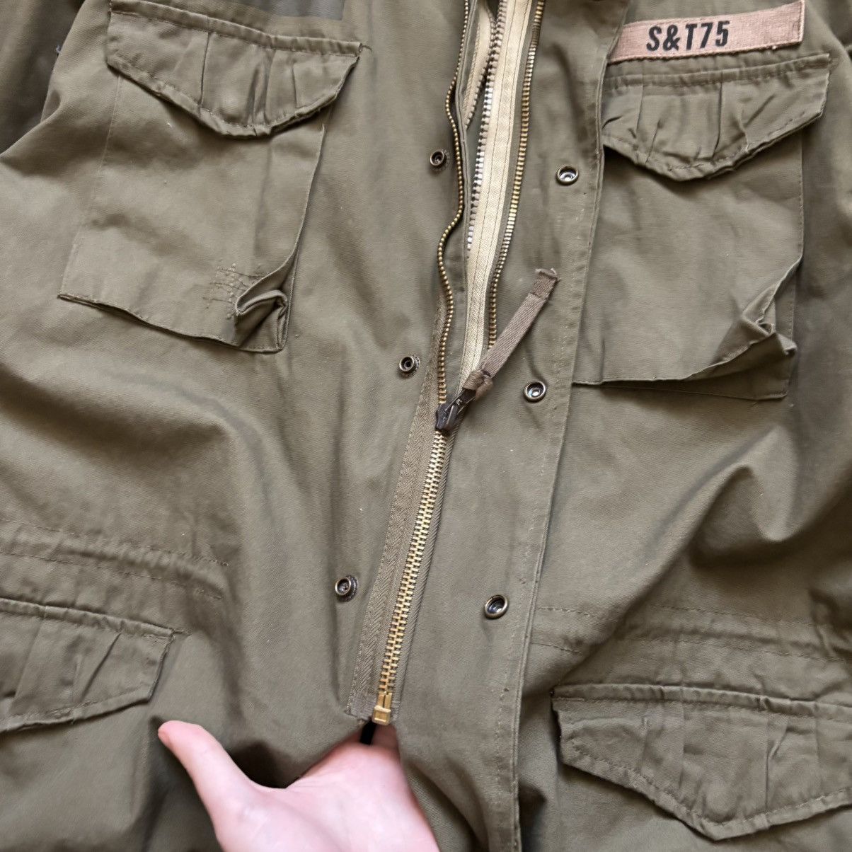 20471120 × Le Grande Bleu (L.G.B.) Rare Avant-Garde Vintage Military M-65 Jacket Taxi Driver Size US XL / EU 56 / 4 - 3 Thumbnail