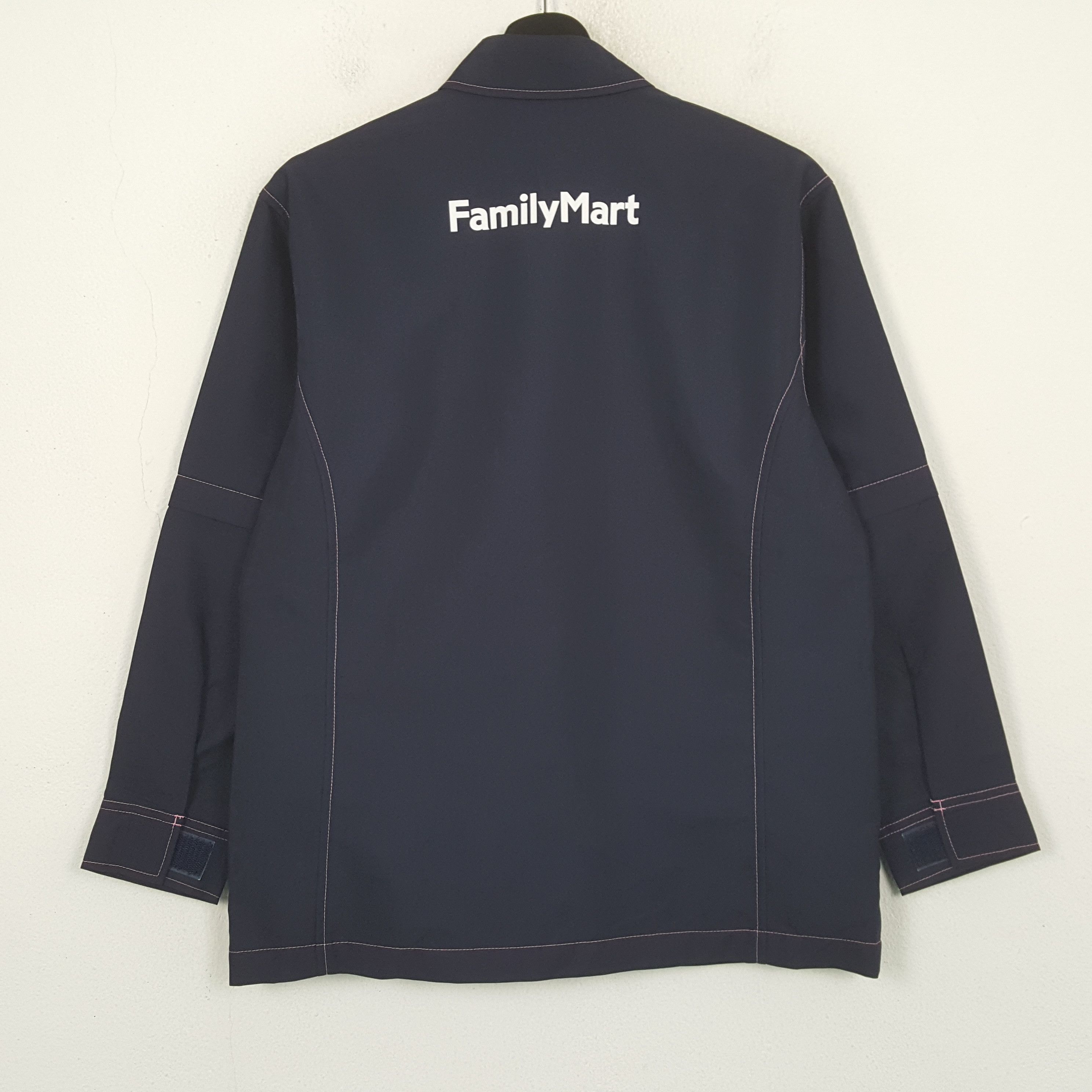 Vintage Family Mart Workwear Uniform Jacket C299N68 Size US S / EU 44-46 / 1 - 1 Thumbnail