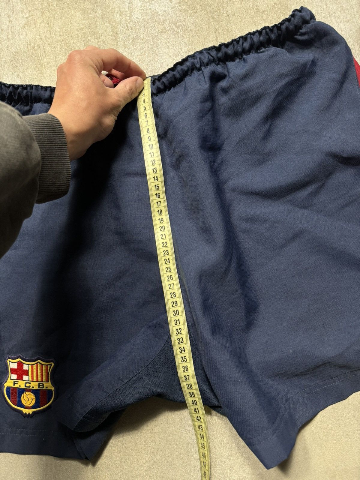 Nike × Vintage Vintage Nike Barcelona FC soccer y2k Logo Shorts Size US 38 / EU 54 - 7 Thumbnail