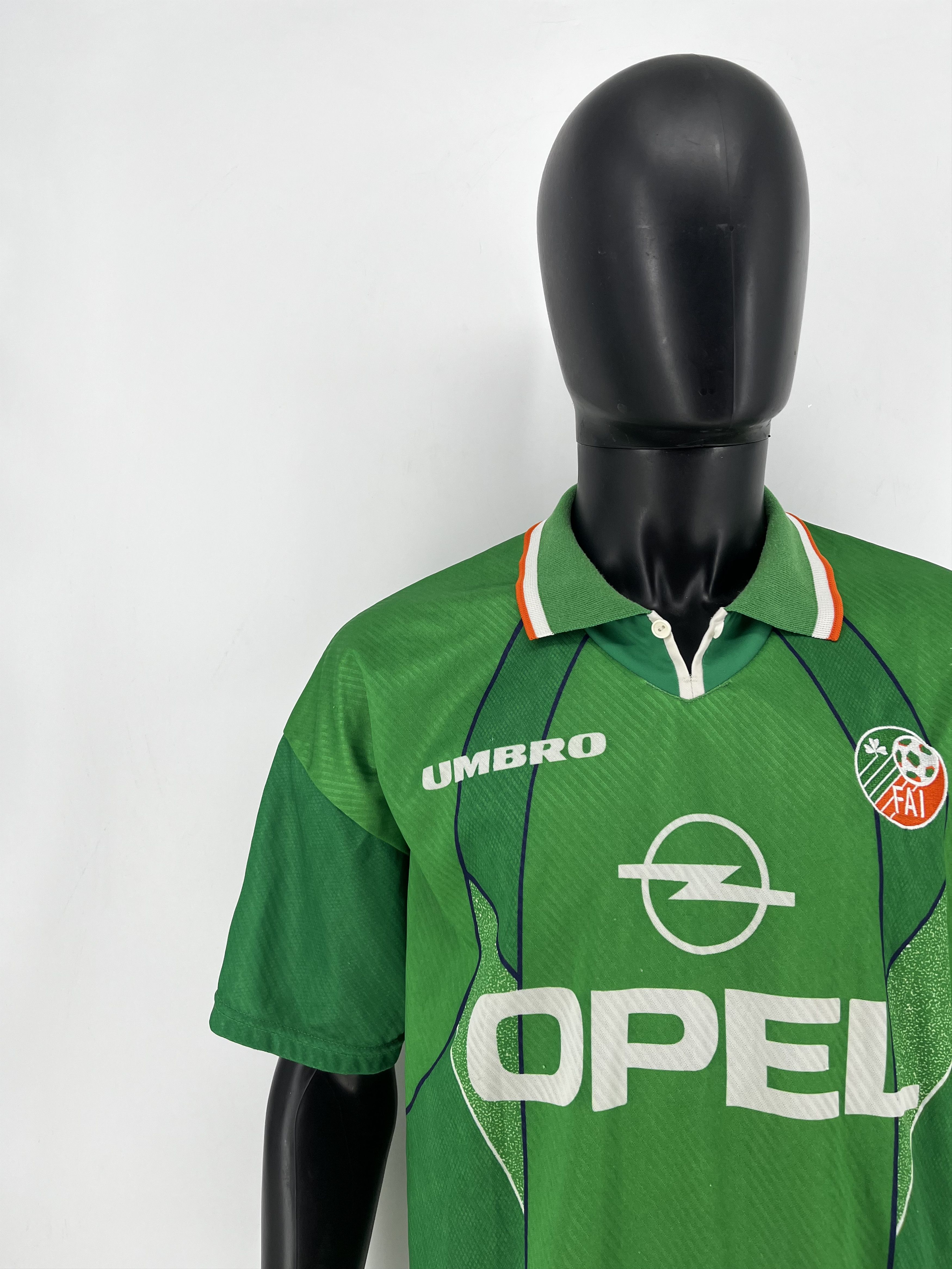 Other Ireland Home Football Shirt 1994/95 Adult Sz L Umbro Vintage Size US L / EU 52-54 / 3 - 7 Thumbnail