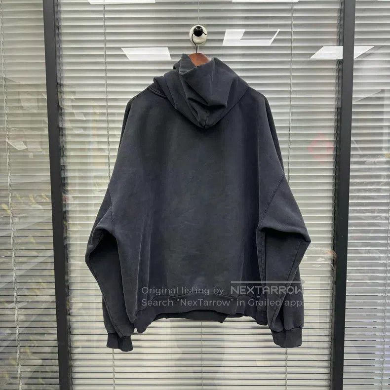 Balenciaga Balenciaga Snake Year Limited Edition Destroyed Embroidere Size US XS / EU 42 / 0 - 2 Thumbnail