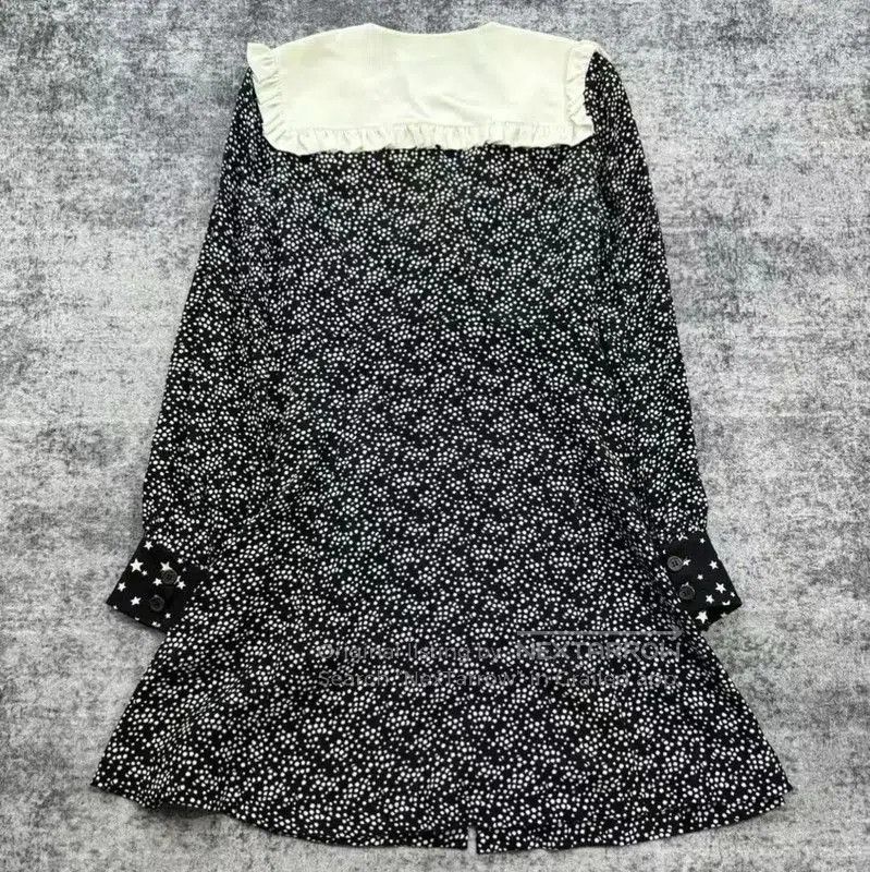 Miu Miu Miu Miu Black Cotton Dress with White Collar . Size M / US 6-8 / IT 42-44 - 2 Thumbnail