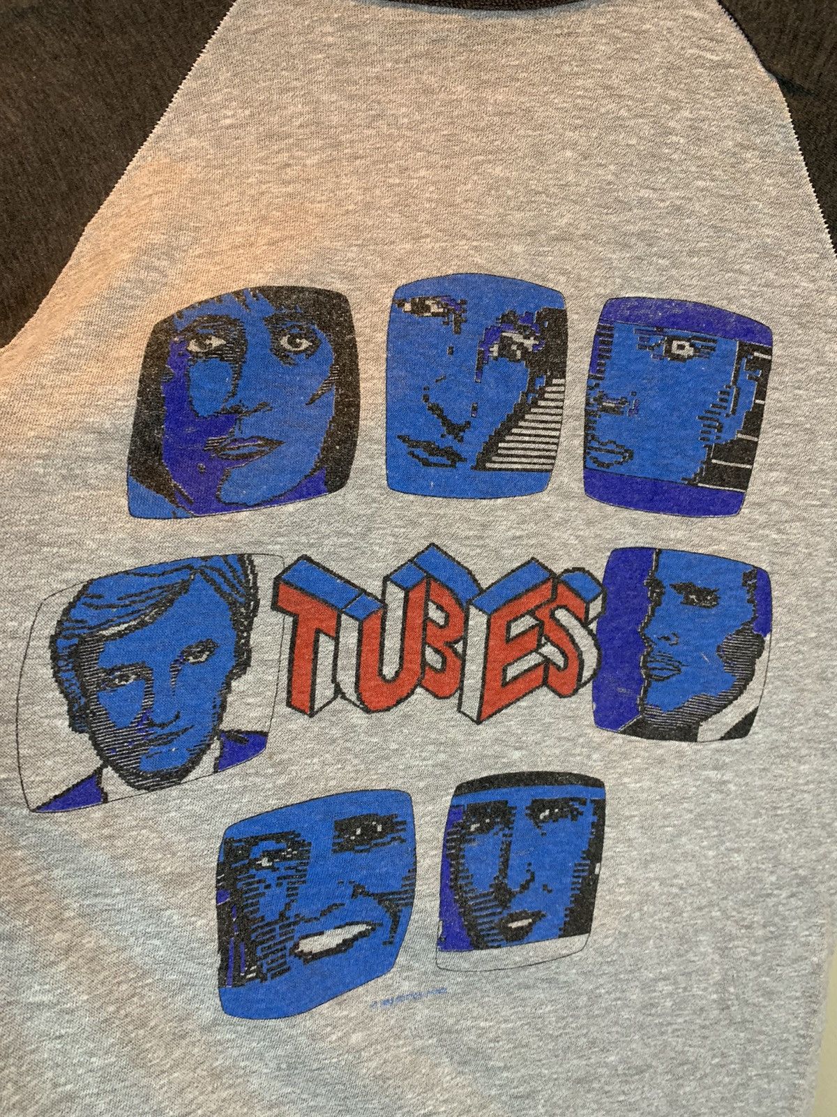 Band Tees RARE* Vintage 1981 The Tubes Single Stitch Tour Raglan Shirt Size US M / EU 48-50 / 2 - 4 Thumbnail