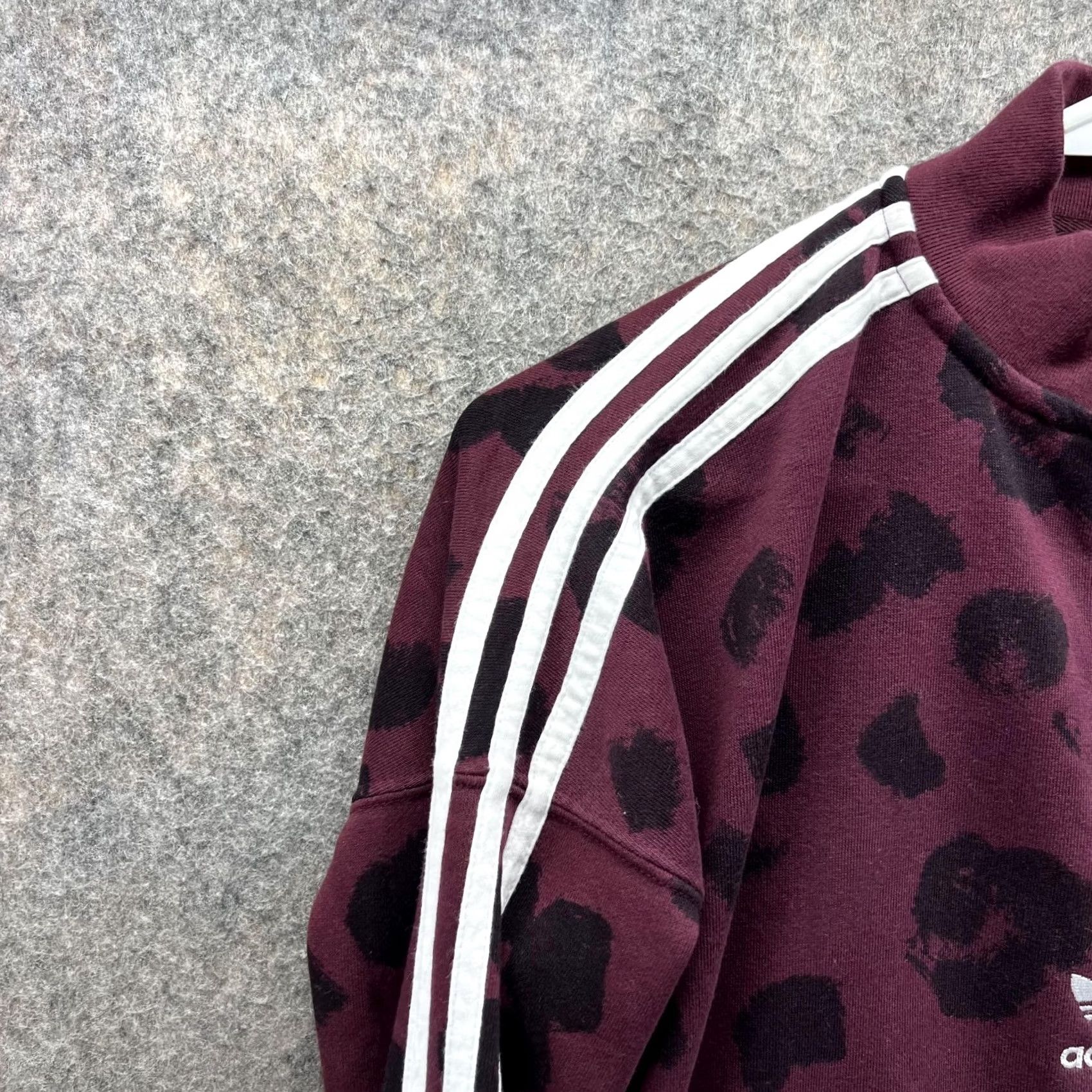 Adidas Adidas Sweater Women XS Burgundy 1/4 Zip Cropped Jacket Floral Trefoil Size XS / US 0-2 / IT 36-38 - 3 Thumbnail