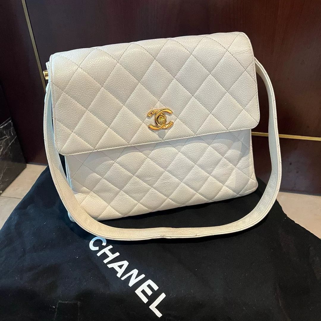 Chanel Pre-loved Bag Very good condition Size ONE SIZE - 1 Thumbnail