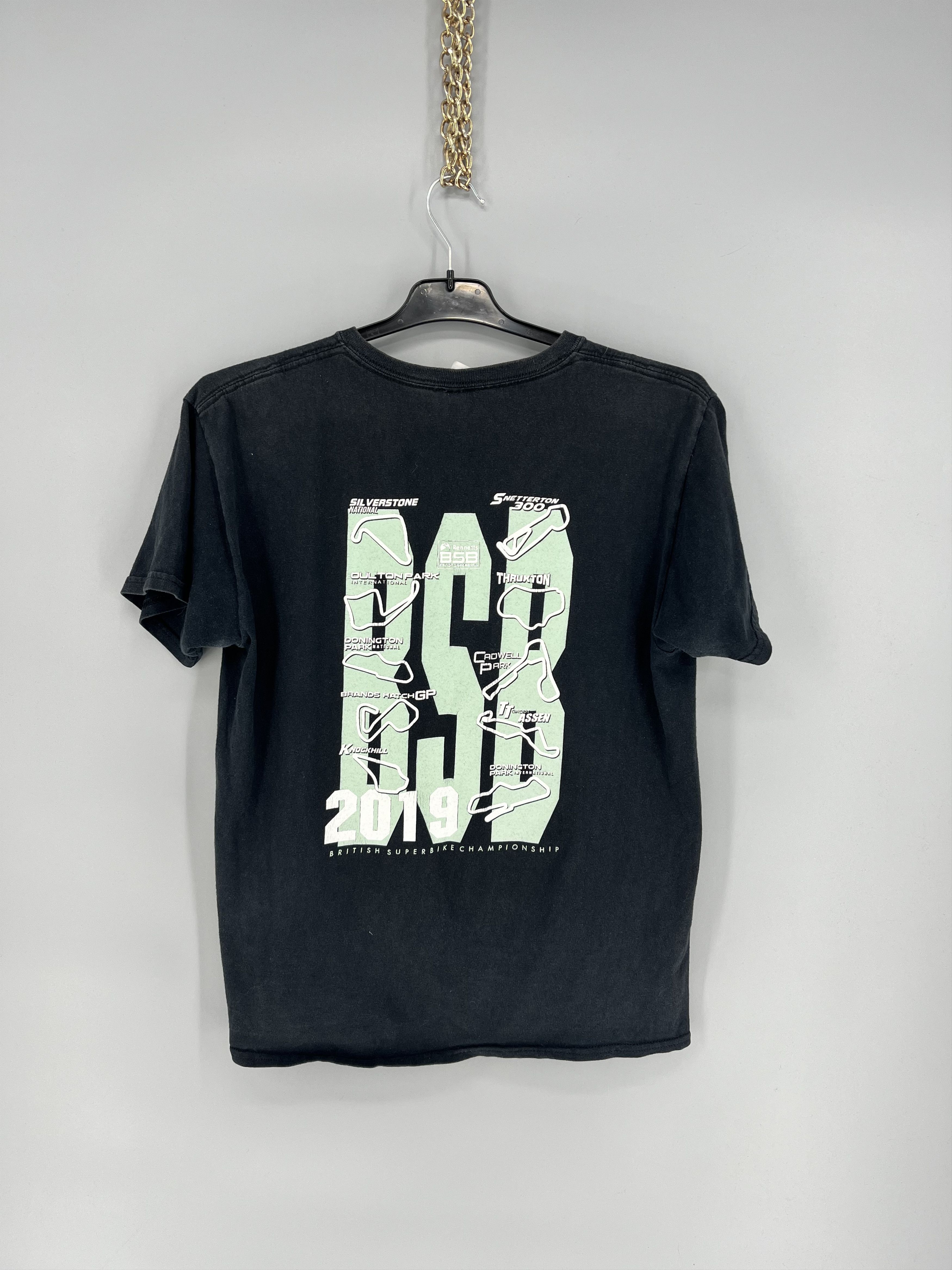 Vintage Vintage BSB British Superbike Faded T-Shirt Y2k Suzuki M617 Size US XL / EU 56 / 4 - 10 Thumbnail