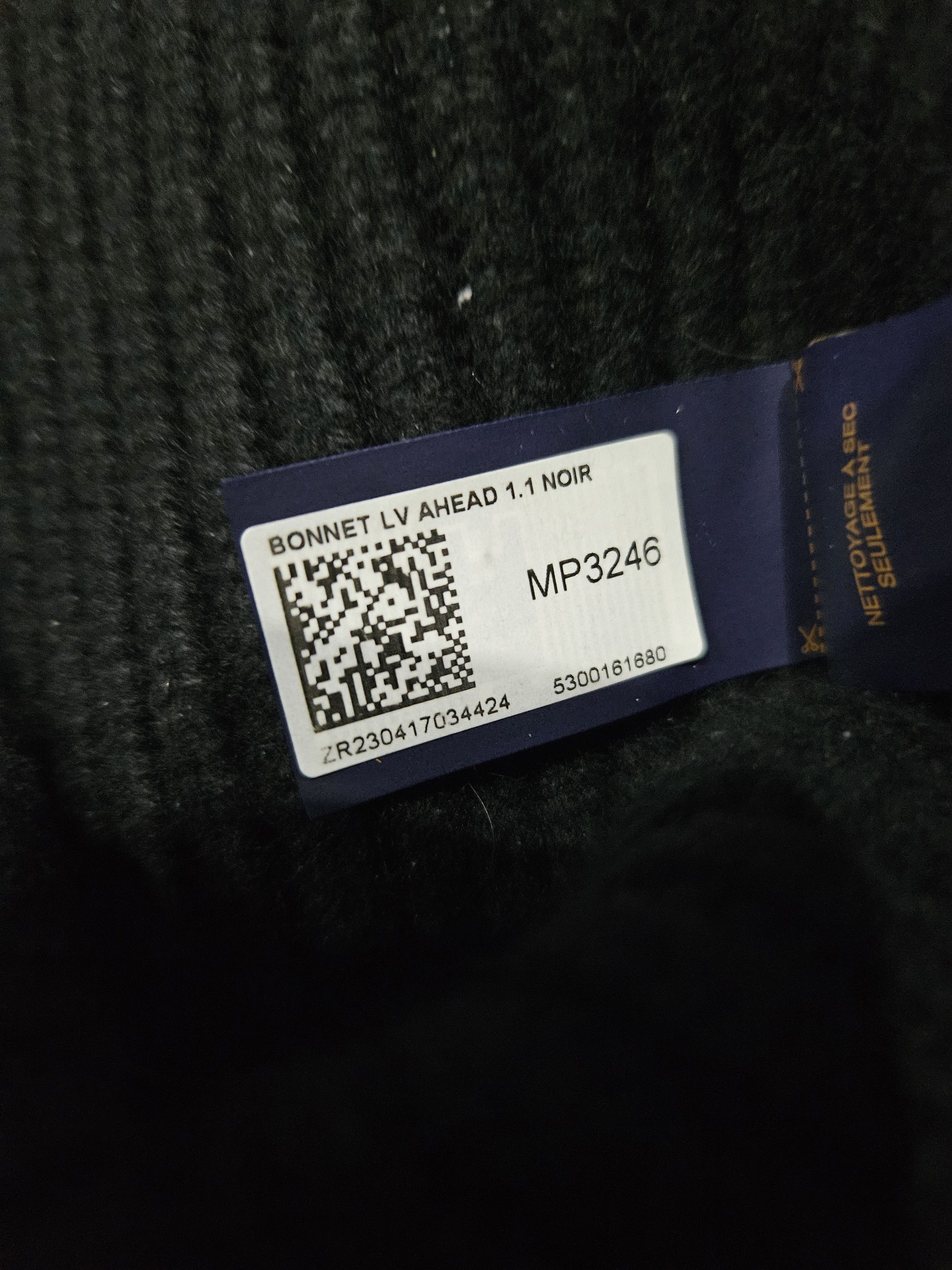 Louis Vuitton Louis Vuitton Ahead Beanie Noir Size ONE SIZE - 4 Thumbnail