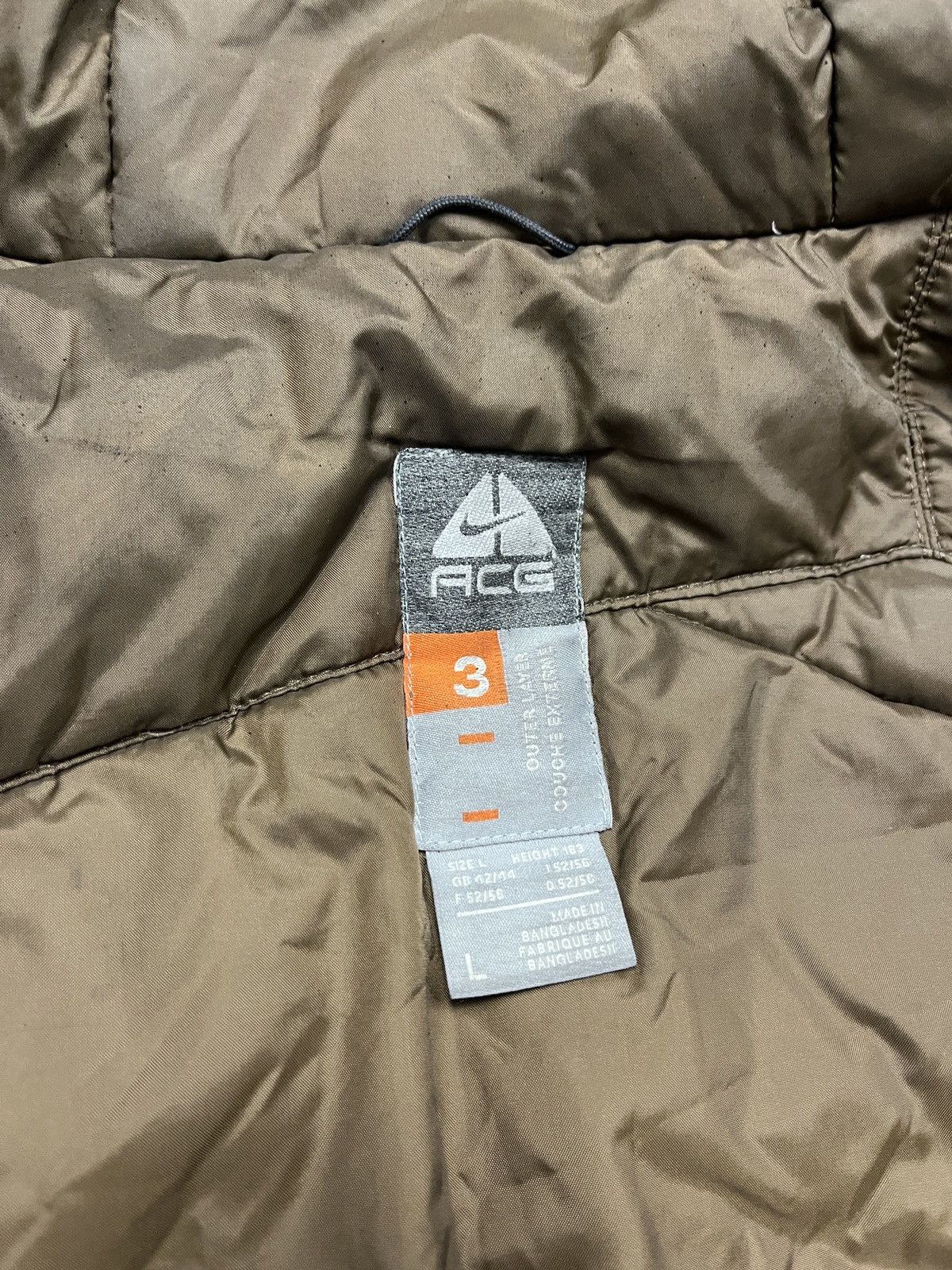 Nike Vintage Nike ACG Suede Brown Down Puffer Jacket Rare Hype Size US L / EU 52-54 / 3 - 14 Thumbnail