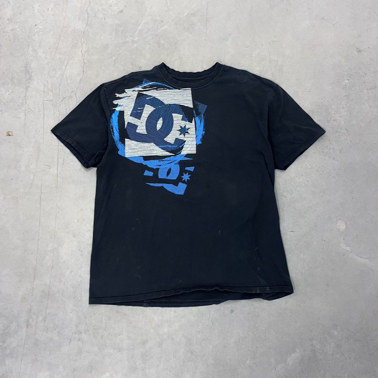 DC × Vintage Y2K black and blue DC affliction style skater shirt XXL Size US XXL / EU 58 / 5 - 1 Thumbnail