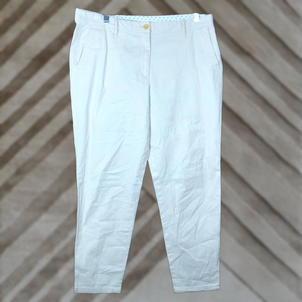 Talbots **Talbots Womens Tan High Rise Chino Pants Regular Fit 12** User: **Talbots Womens Tan High Rise Chino Pants 12 Regular Fit** Size 34" / US 12 / IT 48 - 1 Thumbnail