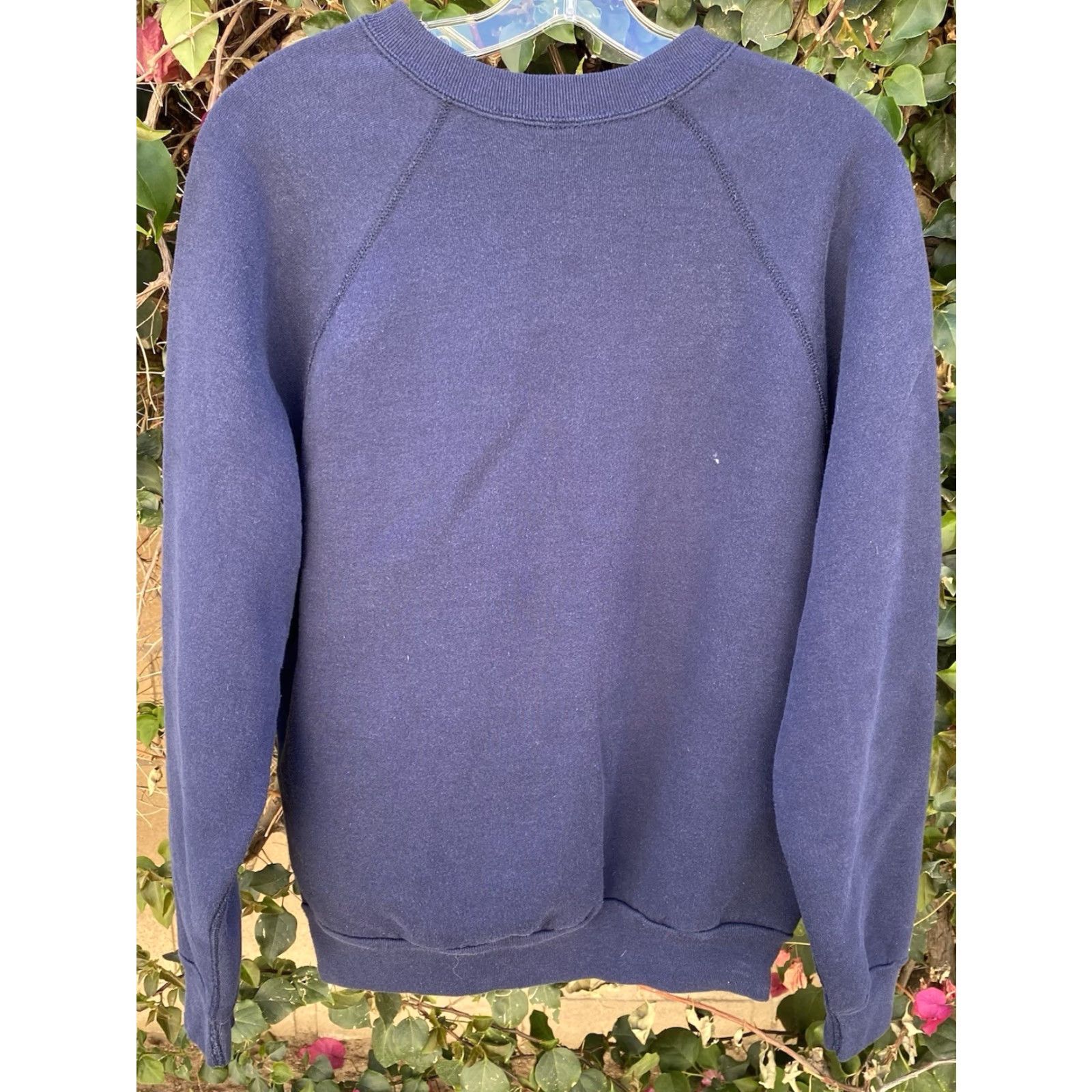 Vintage VINTAGE Discus Athletic Sweatshirt Raglan Pullover Blue XL Mens Underarm Gusset Cotton Blend Size US XL / EU 56 / 4 - 4 Thumbnail