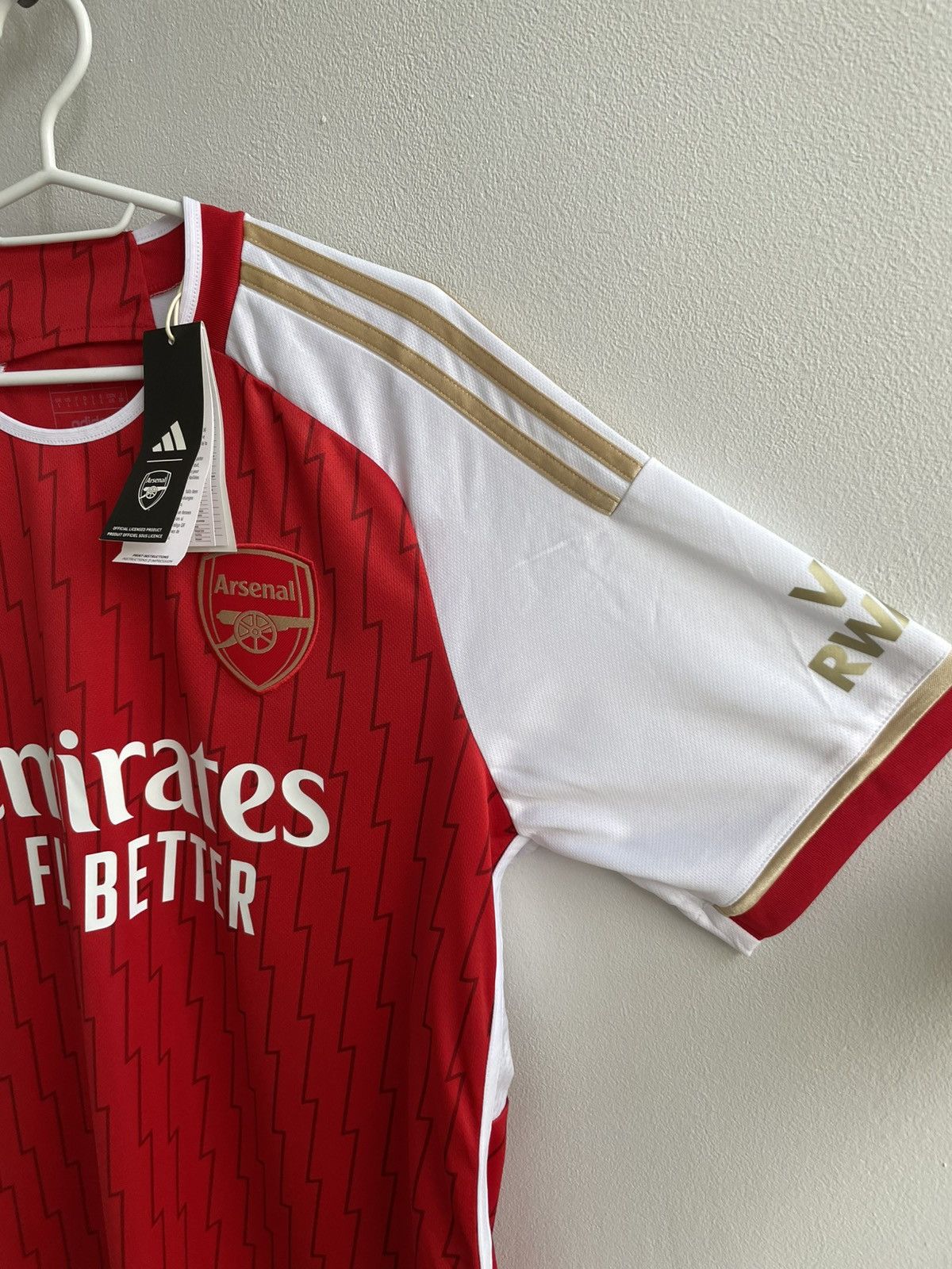 Vintage New Arsenal 2023 2024 Football Shirt Soccer Jersey HR6929 Size US L / EU 52-54 / 3 - 4 Thumbnail