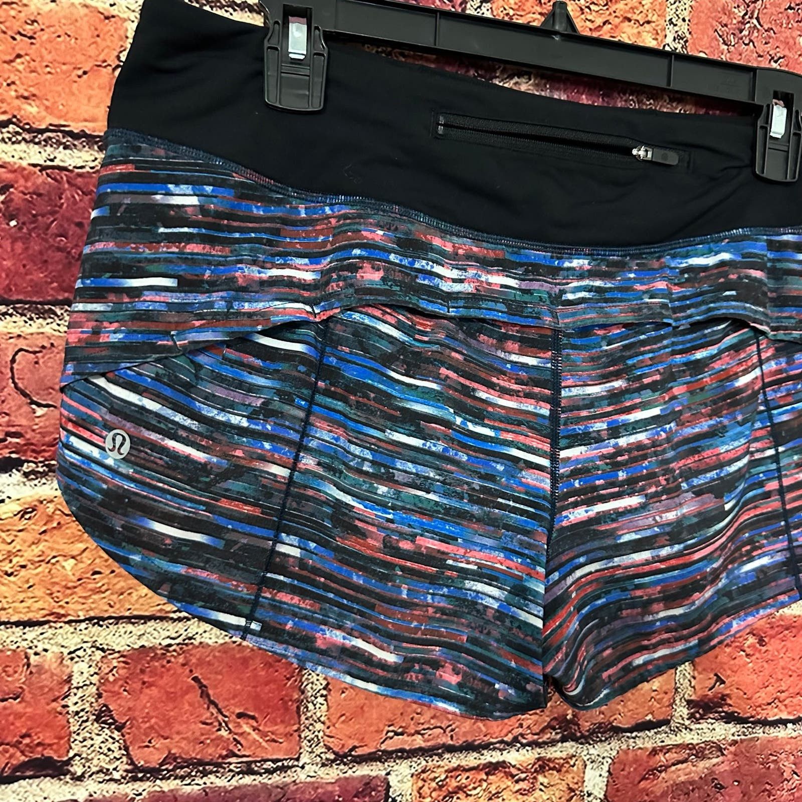 Lululemon lululemon shorts size 8 Size 30" / US 8 / IT 44 - 2 Thumbnail