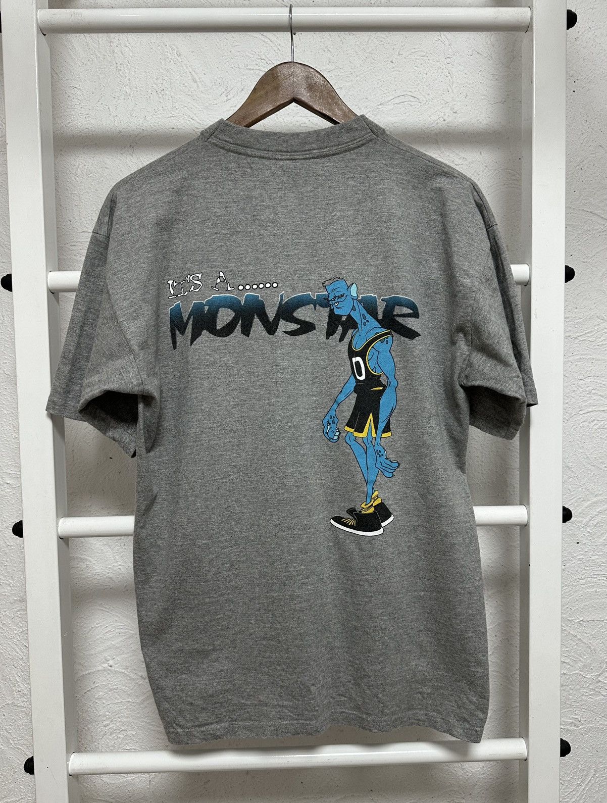 Nutmeg Vintage 1996 Space Jam T-Shirt Size M Nutmeg Mills Size US M / EU 48-50 / 2 - 6 Thumbnail