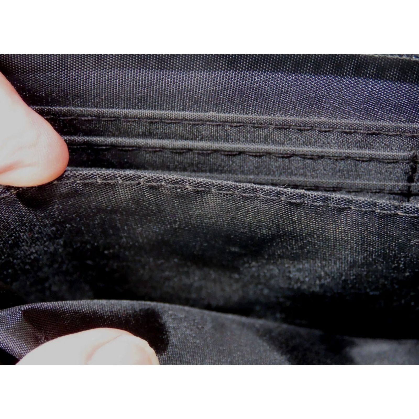 Nicole Miller VINTAGE Nicole Miller Wallet Black Zip-Around Wristlet Clutch 8x4.5 Inches Womens Wallet Size ONE SIZE - 5 Thumbnail