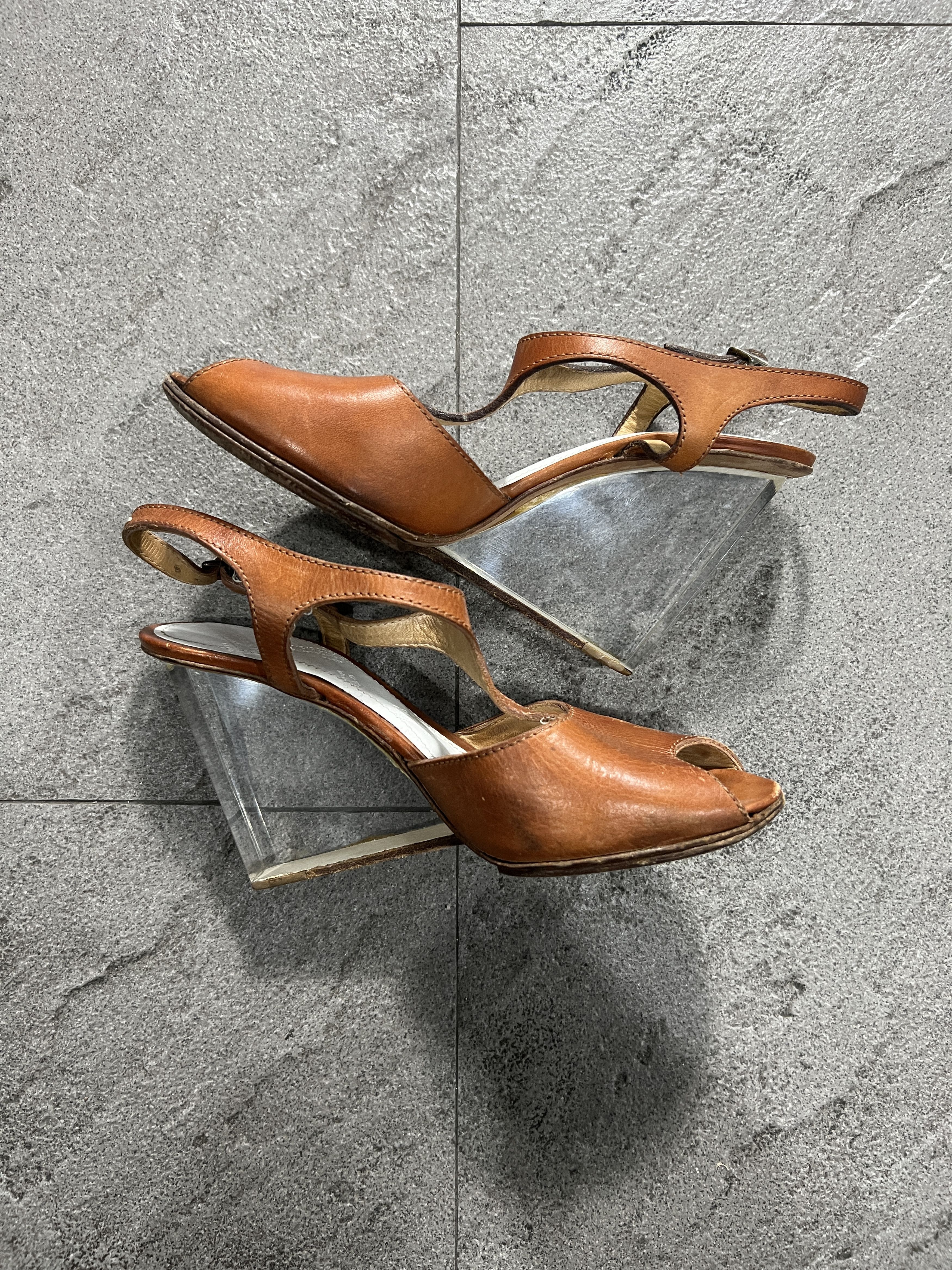 Maison Margiela Maison Margiela 22 Lucite Wedge Heel Sandals Brown Leather Size US 6 / IT 36 - 4 Thumbnail