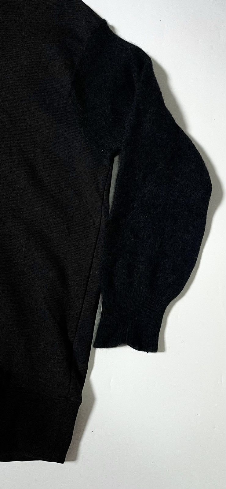 Comme des Garcons TAX FREE 🇺🇸 cdg homme AD98 hybrid wool sleeves sweatshirt Size US M / EU 48-50 / 2 - 3 Thumbnail