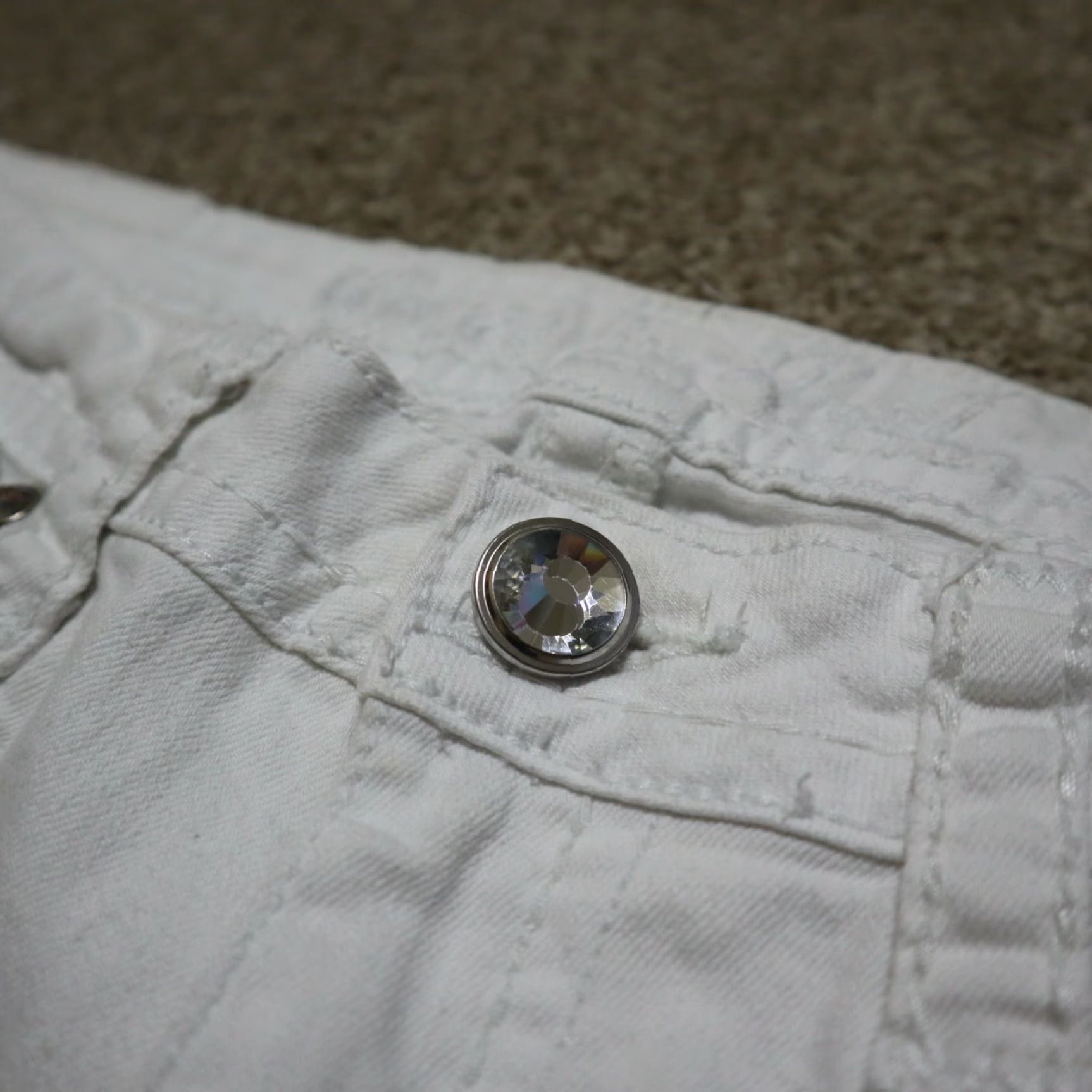 Grace in LA Grace in LA Jeans Women Slim 30.5in White Rhinestone Sequin Embroidery 5-Pocket Denim Skinny Size 11 Size 32" / US 10 / IT 46 - 3 Thumbnail