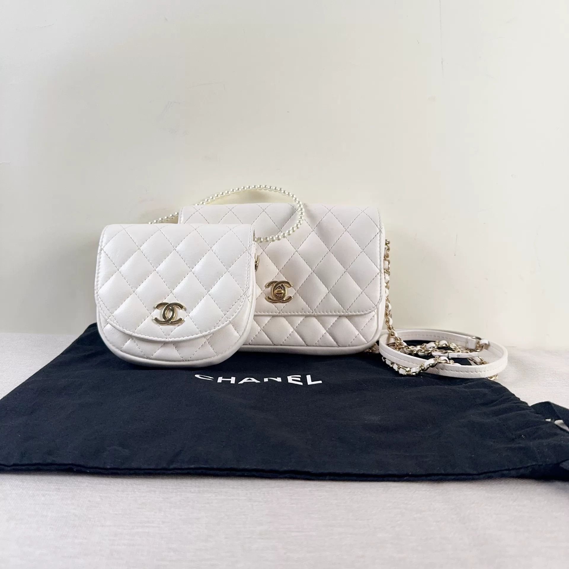 Chanel Pre-loved Bag Very good condition Size ONE SIZE - 1 Thumbnail