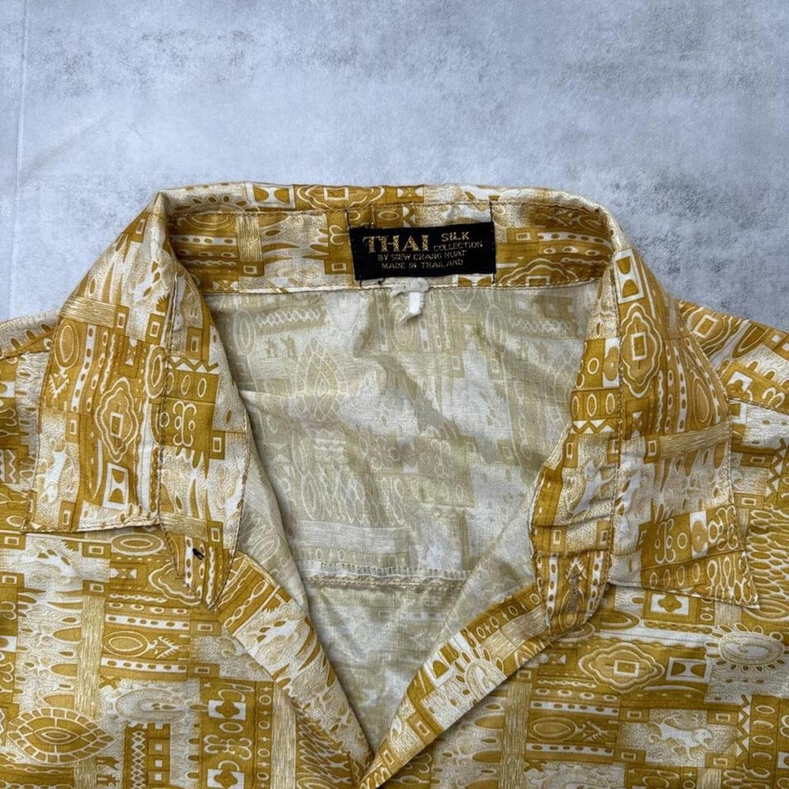 Other Y2K Thai 00s Gold Button Up Shirt Size US XL / EU 56 / 4 - 4 Thumbnail