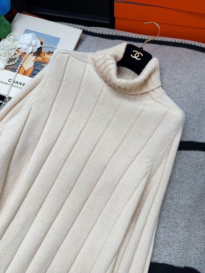 Loro Piana LORO PIANA White baby cashmere barbed sweater Size M / US 6-8 / IT 42-44 - 6 Thumbnail