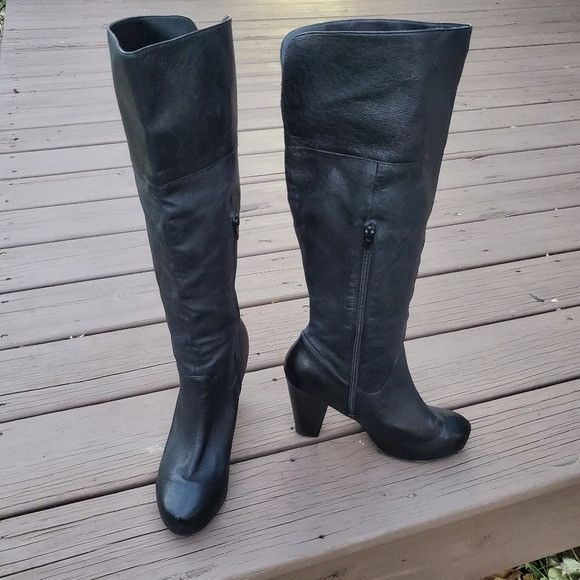 Steve selling Madden Norie Woman's 8M Black Knee High Leather Boots