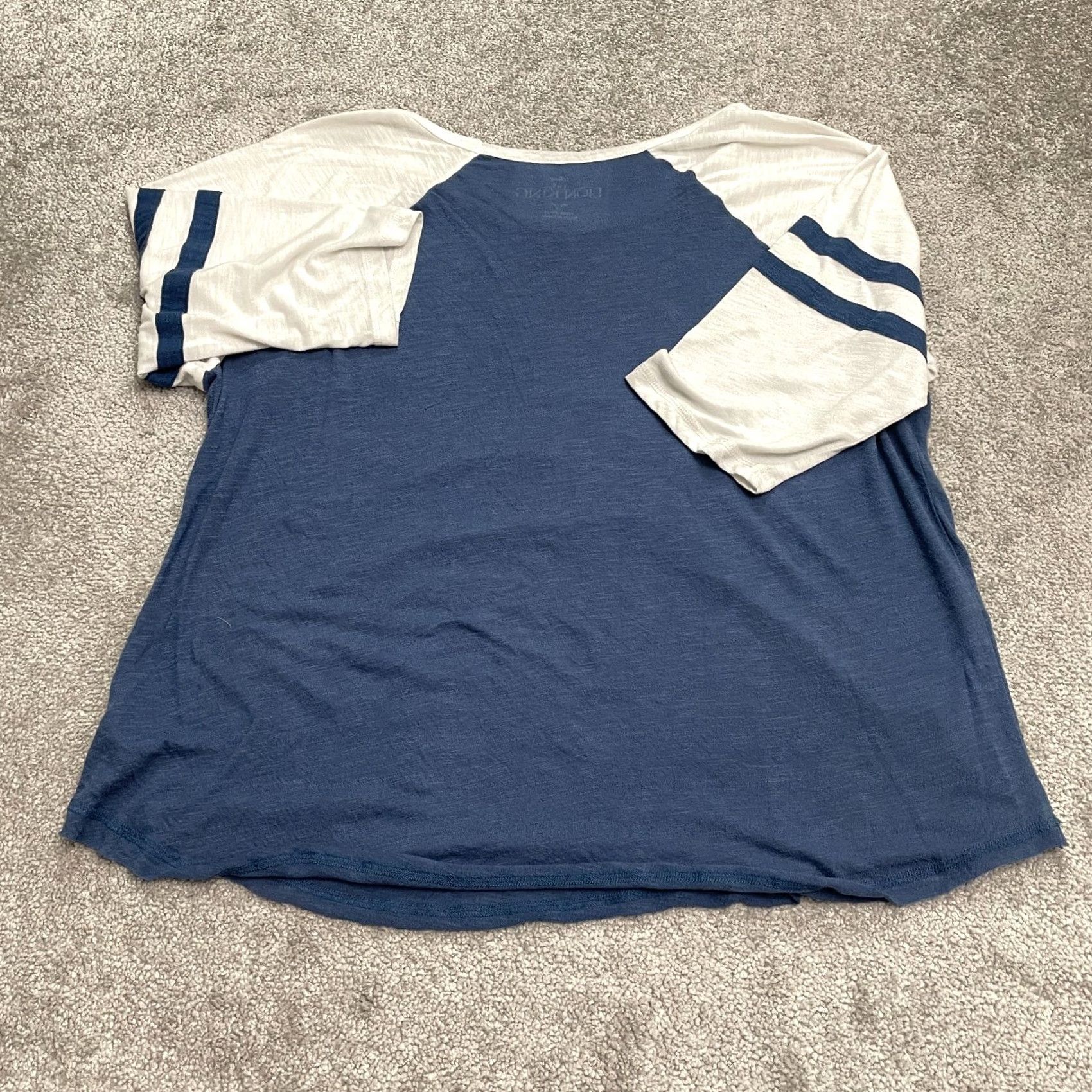 Disney Disney Lion King T-Shirt Raglan Womens 2X Blue White Long Sleeve Tee Graphic Print Animals Cartoon Movie Diamond Disney Tee Woman Plus Size Womens Size XXL / US 16-18 / IT 52-54 - 2 Thumbnail