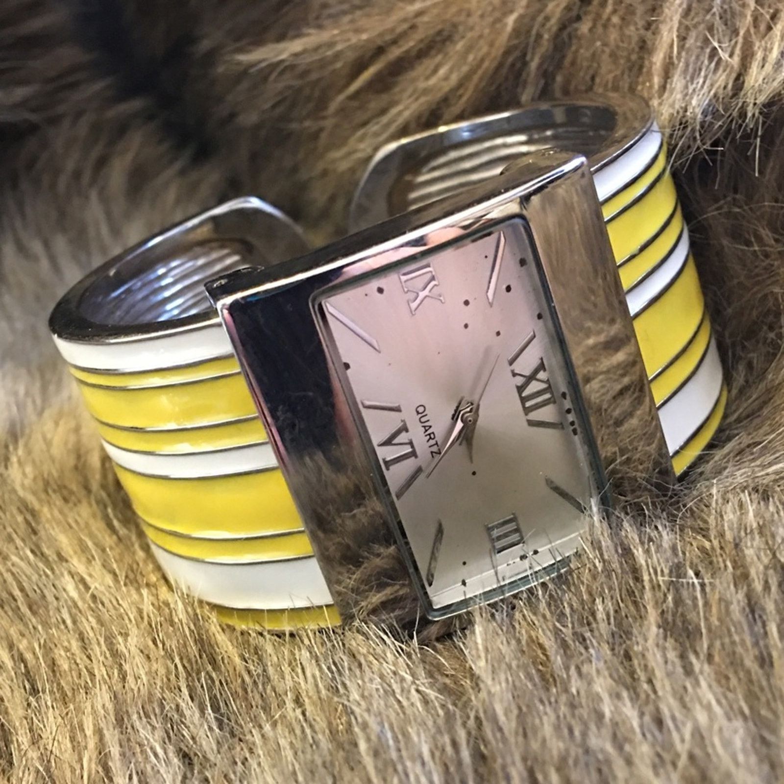 Other Ladies lemon and white stripe cuff band watch Size ONE SIZE - 5 Thumbnail