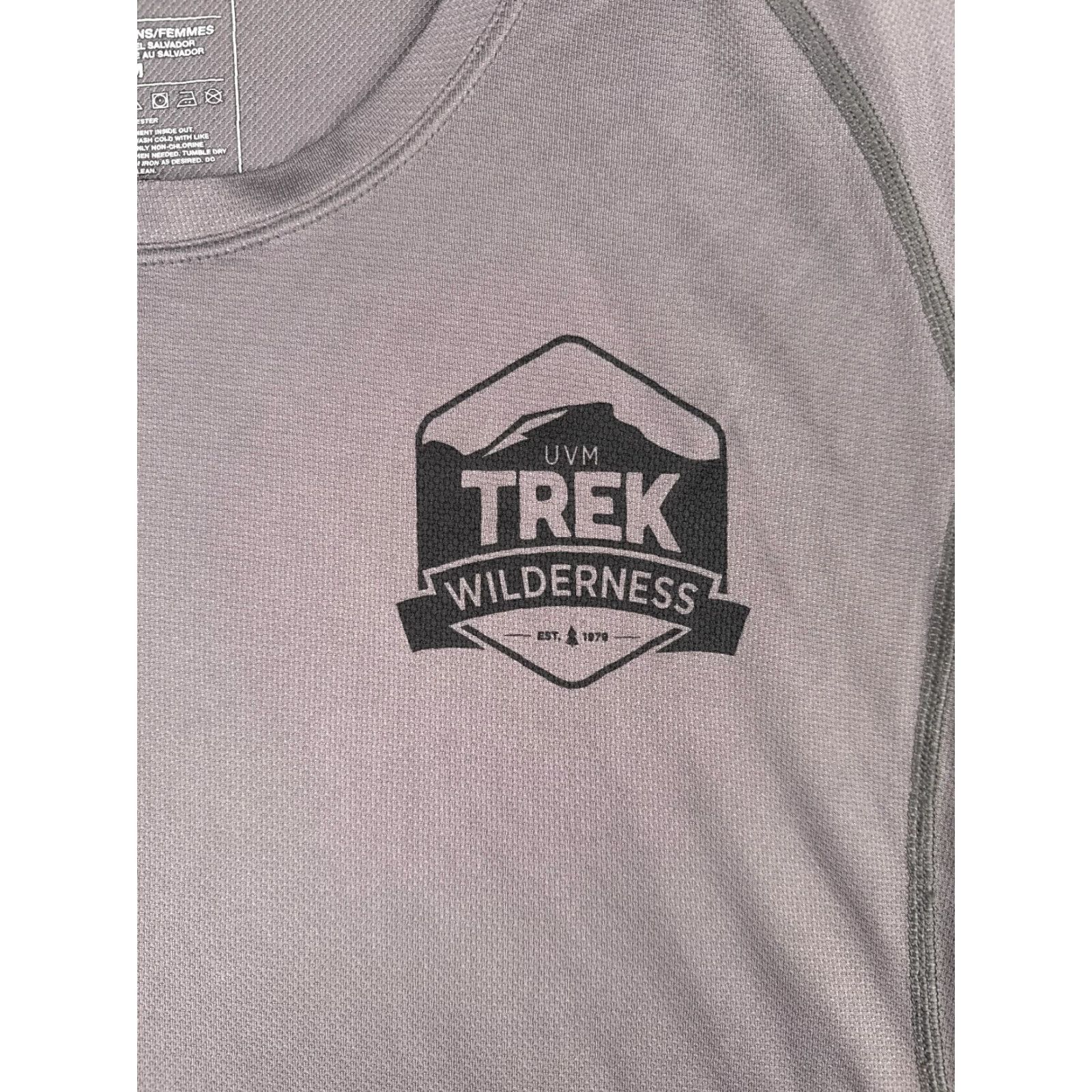 The North Face VINTAGE The North Face Shirt Women Medium Gray Short Sleeve Crew Poly Wilderness TREK Size M / US 6-8 / IT 42-44 - 6 Thumbnail