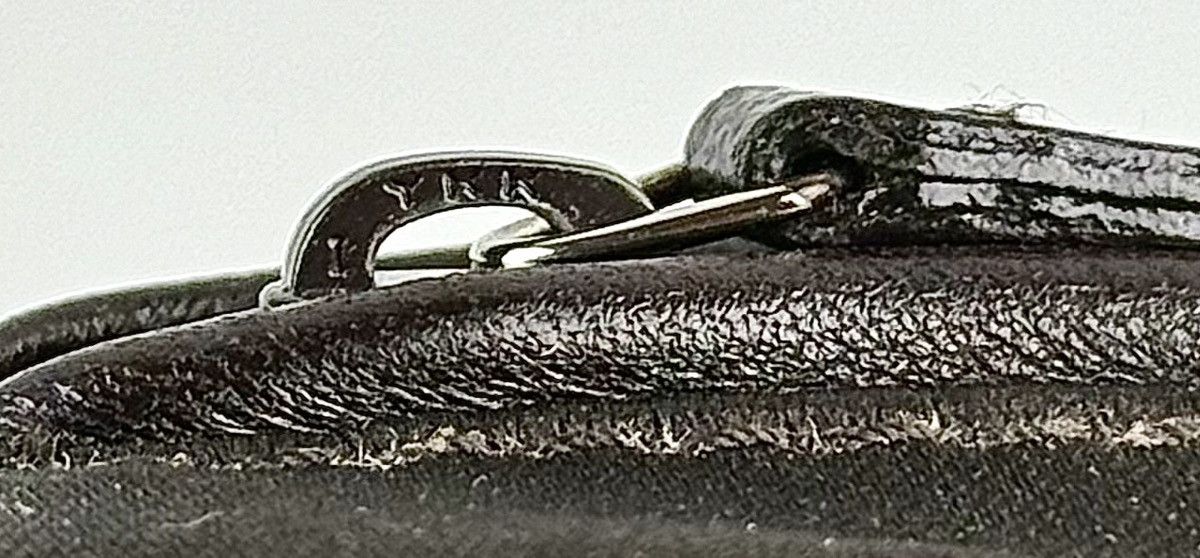Yves Saint Laurent Yves Saint Laurent - Tom Ford - SS/02 - Mala Mala - Mombasa Size ONE SIZE - 25 Thumbnail