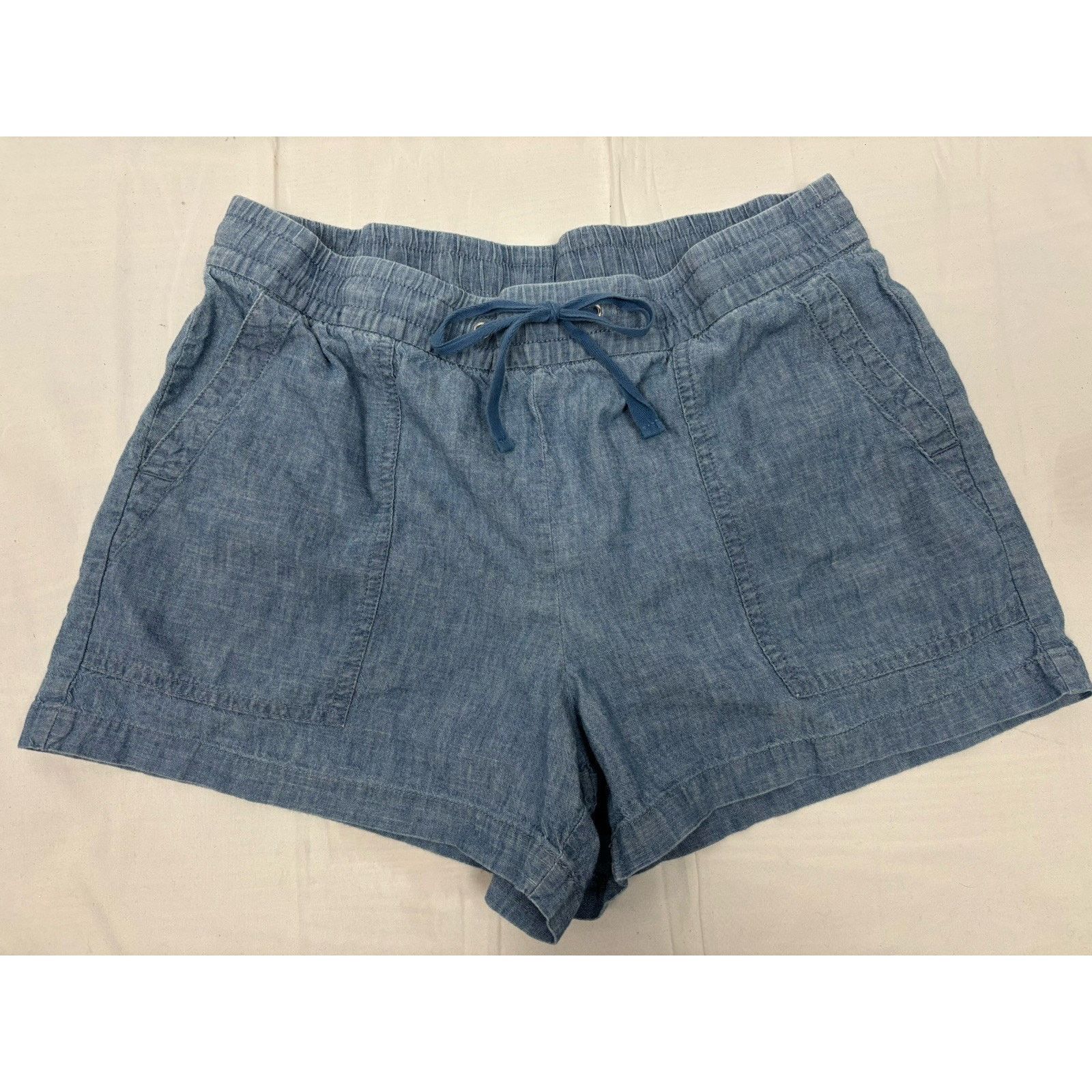 Gap Gap Shorts w/ Washwell™ Women's 3" Inseam Shorts Blue M Size 32" / US 10 / IT 46 - 1 Thumbnail