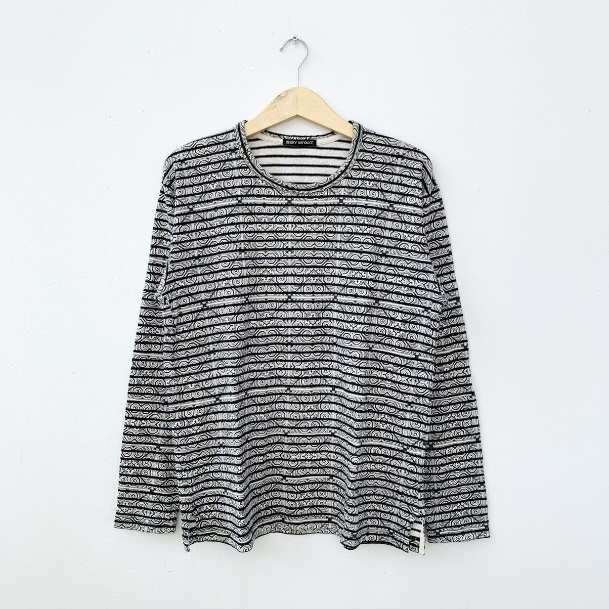 image of Issey Miyake Longsleeve in White, Men's (Size Medium)