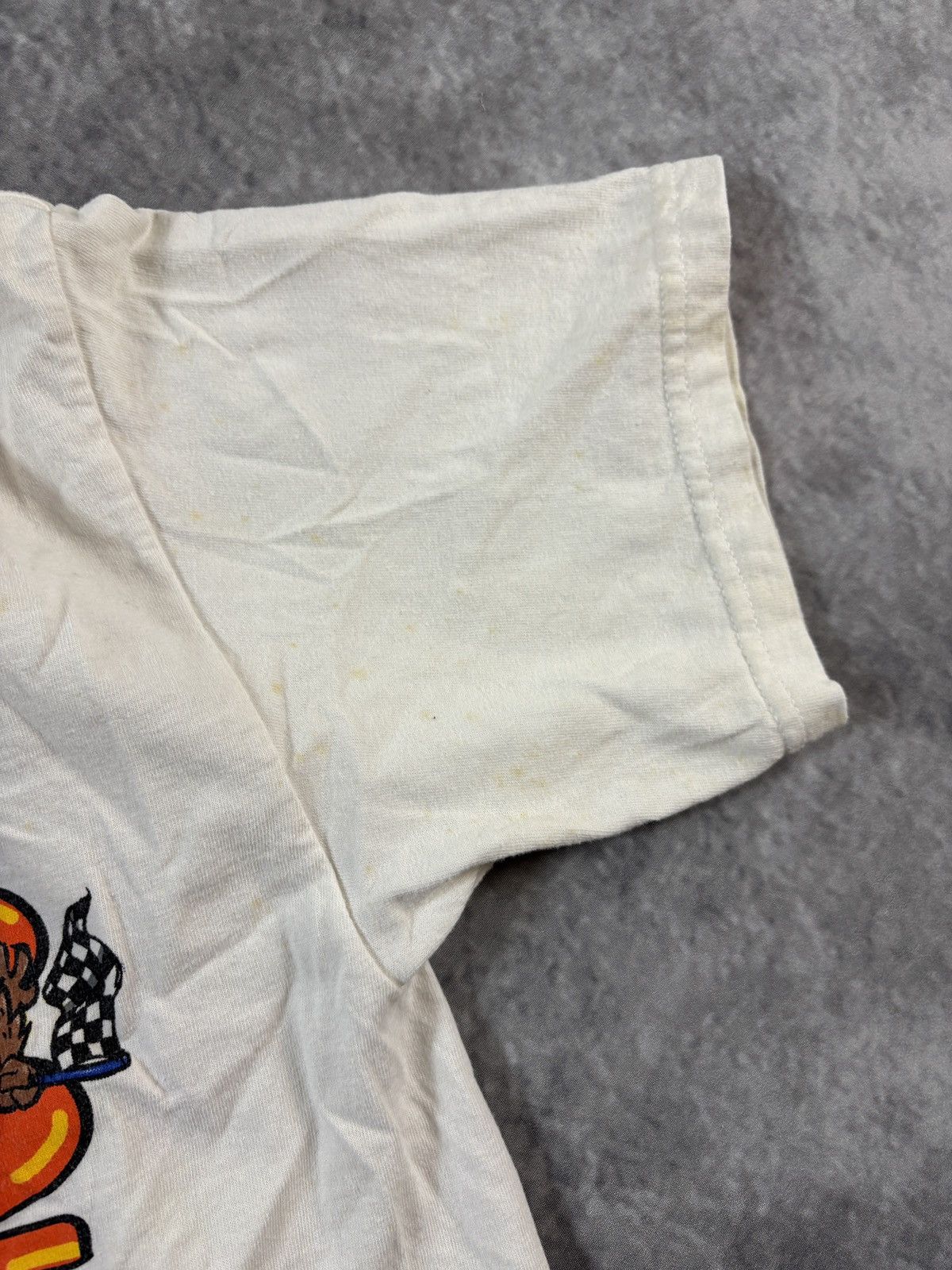 Vintage SIGNED Vintage Hooters Tee Autographed Racing Pit Crew ALP Size US L / EU 52-54 / 3 - 7 Thumbnail