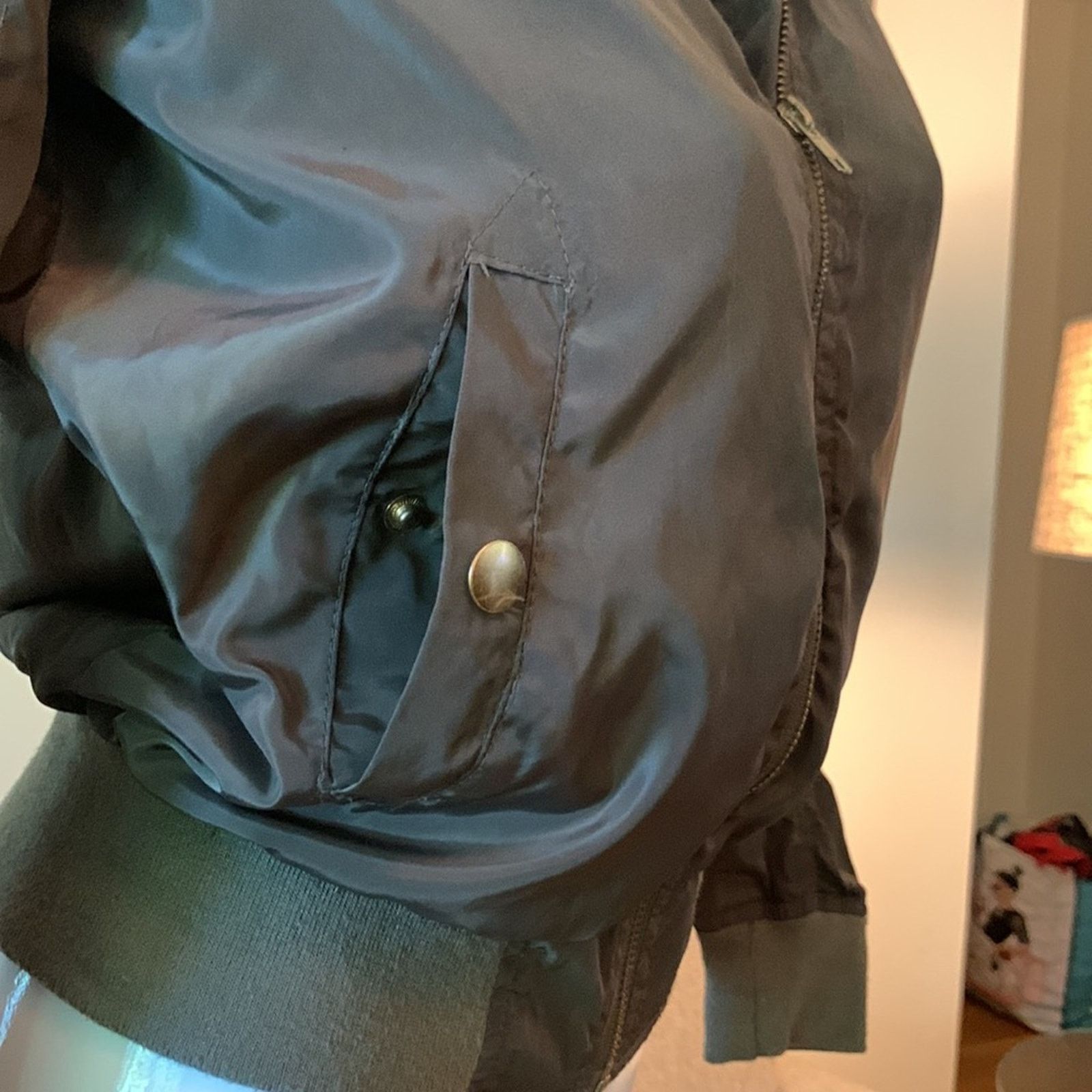 New Look New Look Bomber Jacket Khaki Olive Green, Message appliques Size S / US 4 / IT 40 - 11 Thumbnail