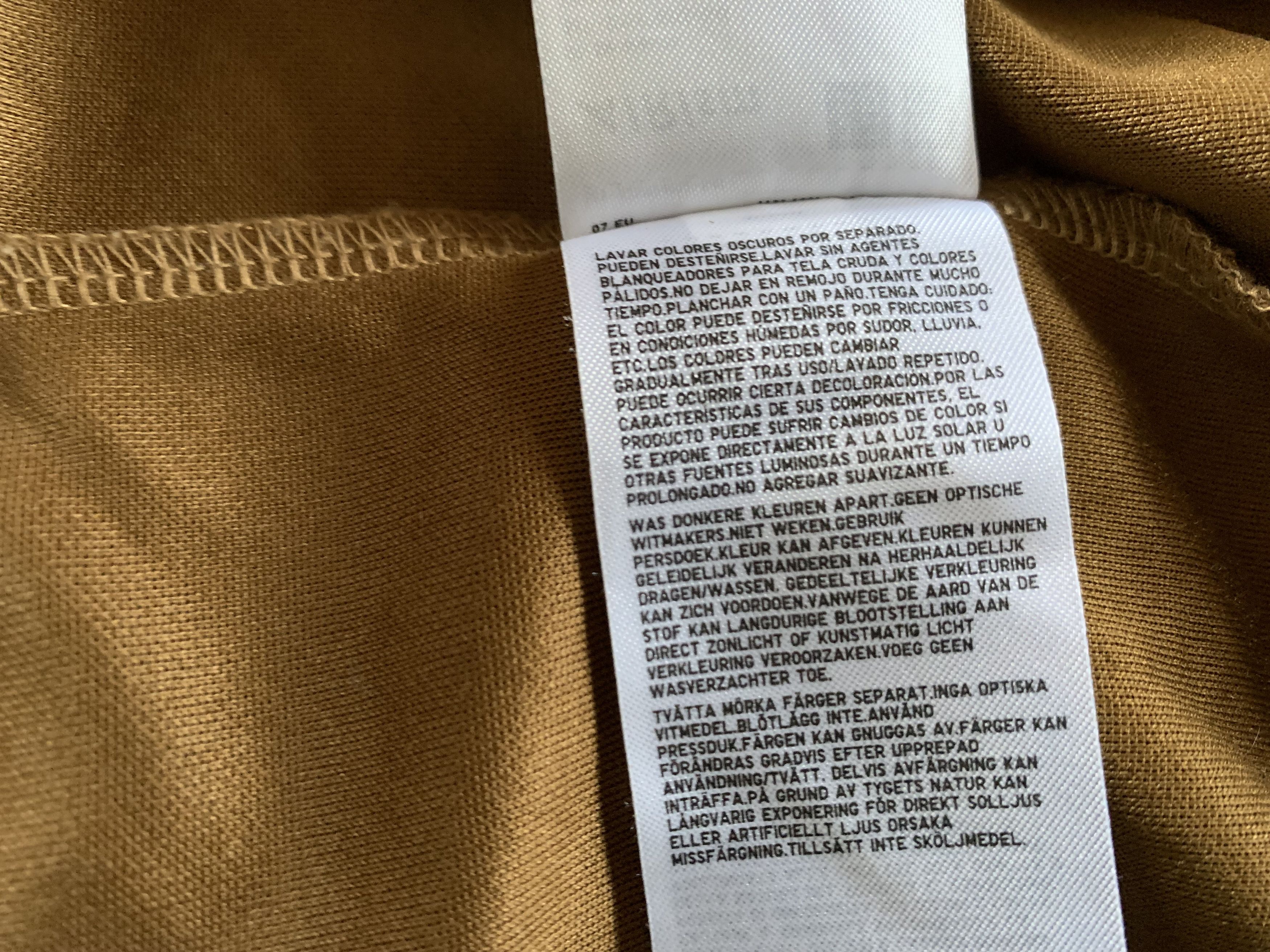 Japanese Brand × Uniqlo Uniqlo Cotton Basic Mustard Oversized T Shirt Size US S / EU 44-46 / 1 - 8 Thumbnail