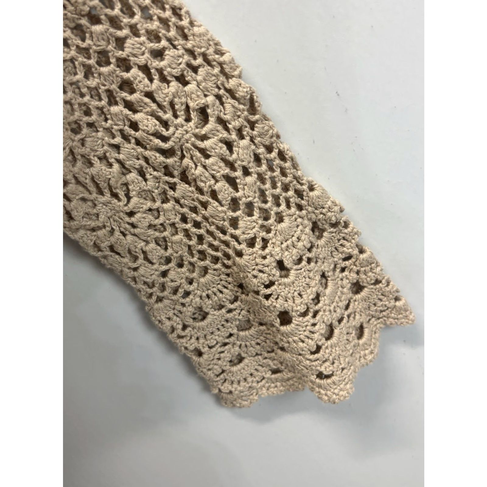 Vintage VINTAGE Tiara International Crochet Sweater Women’s Sz Medium Open-Knit Bohemian Bell Sleeve 90s Tan Women Size M / US 6-8 / IT 42-44 - 7 Thumbnail