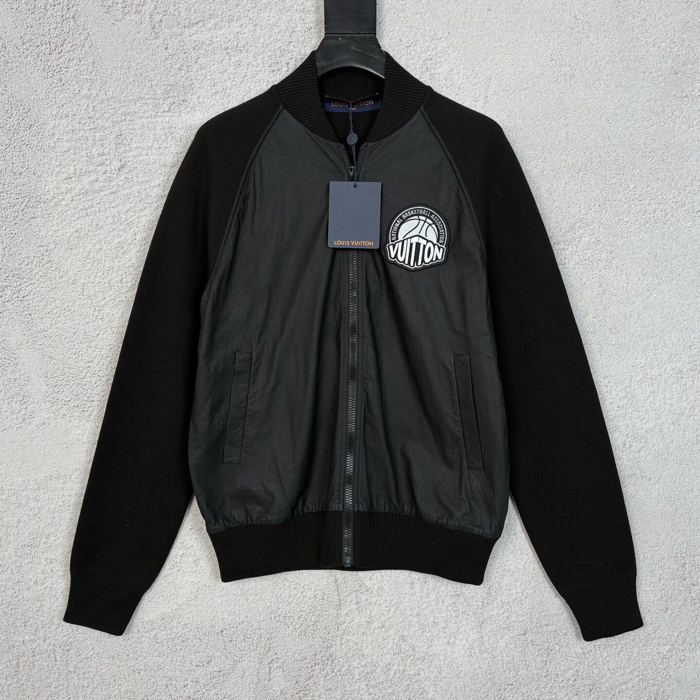 Louis Vuitton black louis vuitton nba logo jacket Size US S / EU 44-46 / 1 - 1 Thumbnail