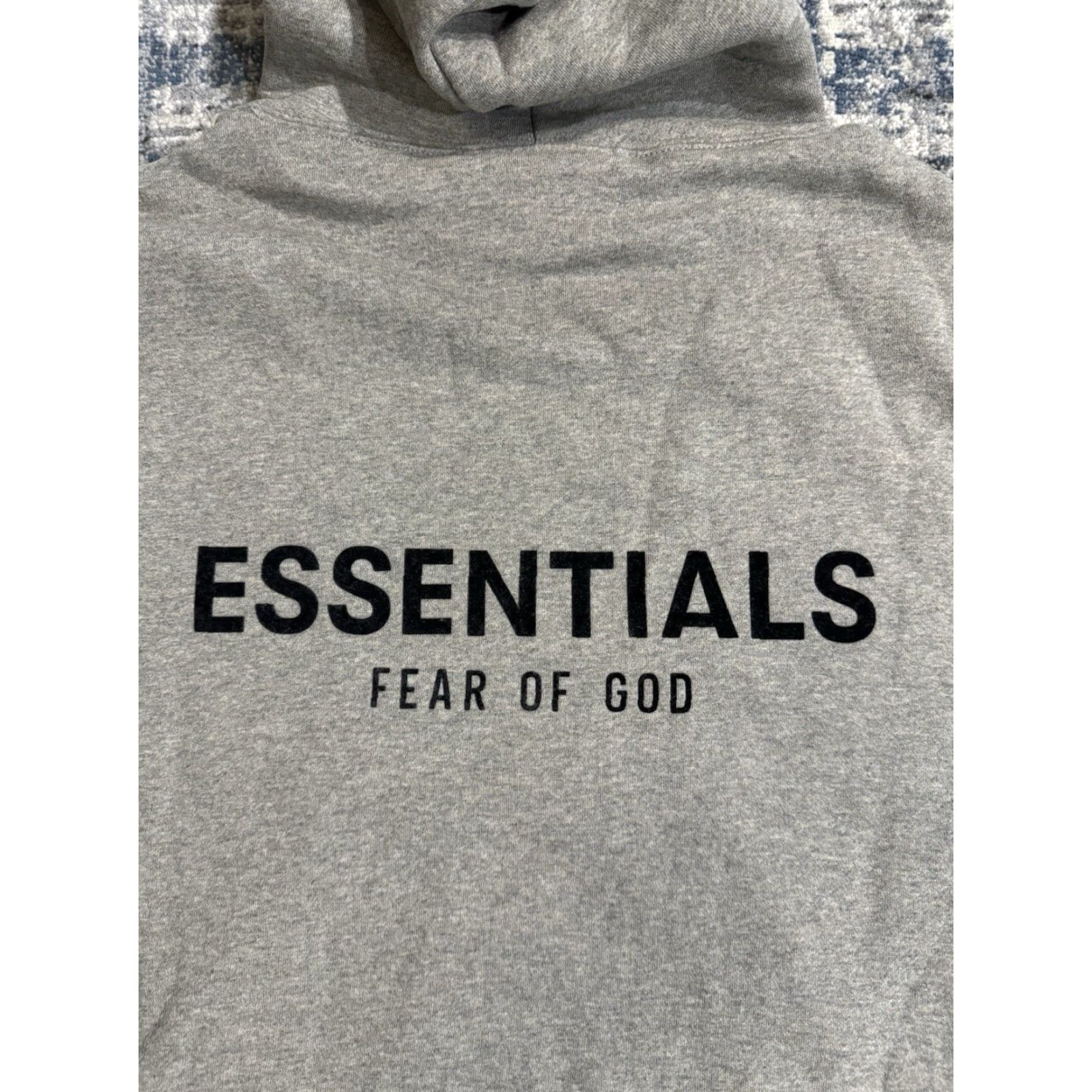 Essentials VINTAGE Fear Of God Essentials Hoodie FW22 Dark Oatmeal L Gray Logo Pullover Hooded Oversized Regular Men NWT Size US L / EU 52-54 / 3 - 2 Thumbnail