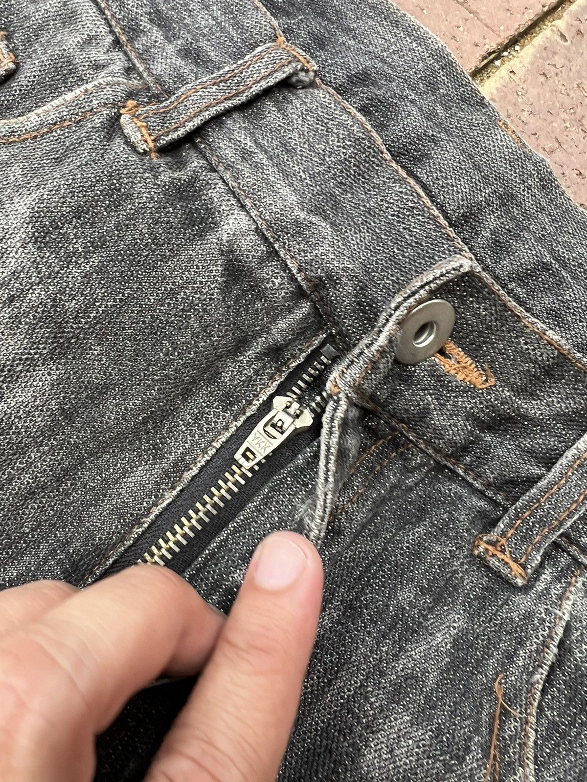 Japanese Brand LAV DISTRESSED JEANS VERY RARE Size US 31 - 8 Thumbnail