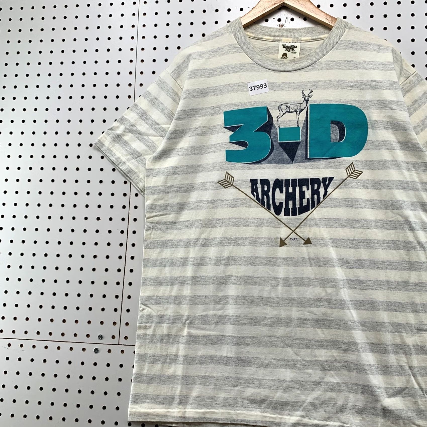 Vintage VINTAGE 90s 3D Archery Shirt Mens XL White Gray USA Single Stitch T-Shirt Size US XL / EU 56 / 4 - 3 Thumbnail