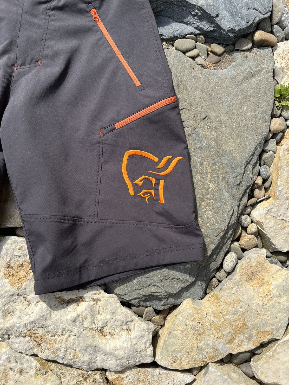 Norrona Norrona 1293-11/29 FLEX1 SHORTS phantom pants gorpcore y2k Size US 30 / EU 46 - 5 Thumbnail
