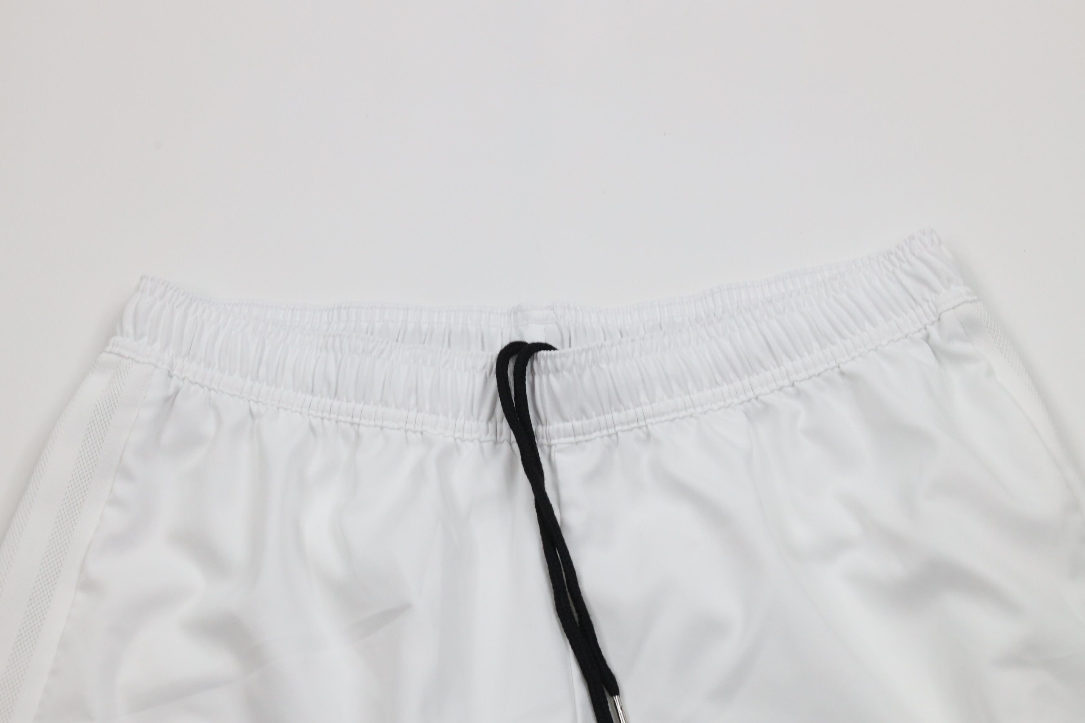 Adidas × Vintage Vintage Y2K Adidas Out Striped Running Jogging Soccer Shorts Size US 34 / EU 50 - 2 Thumbnail