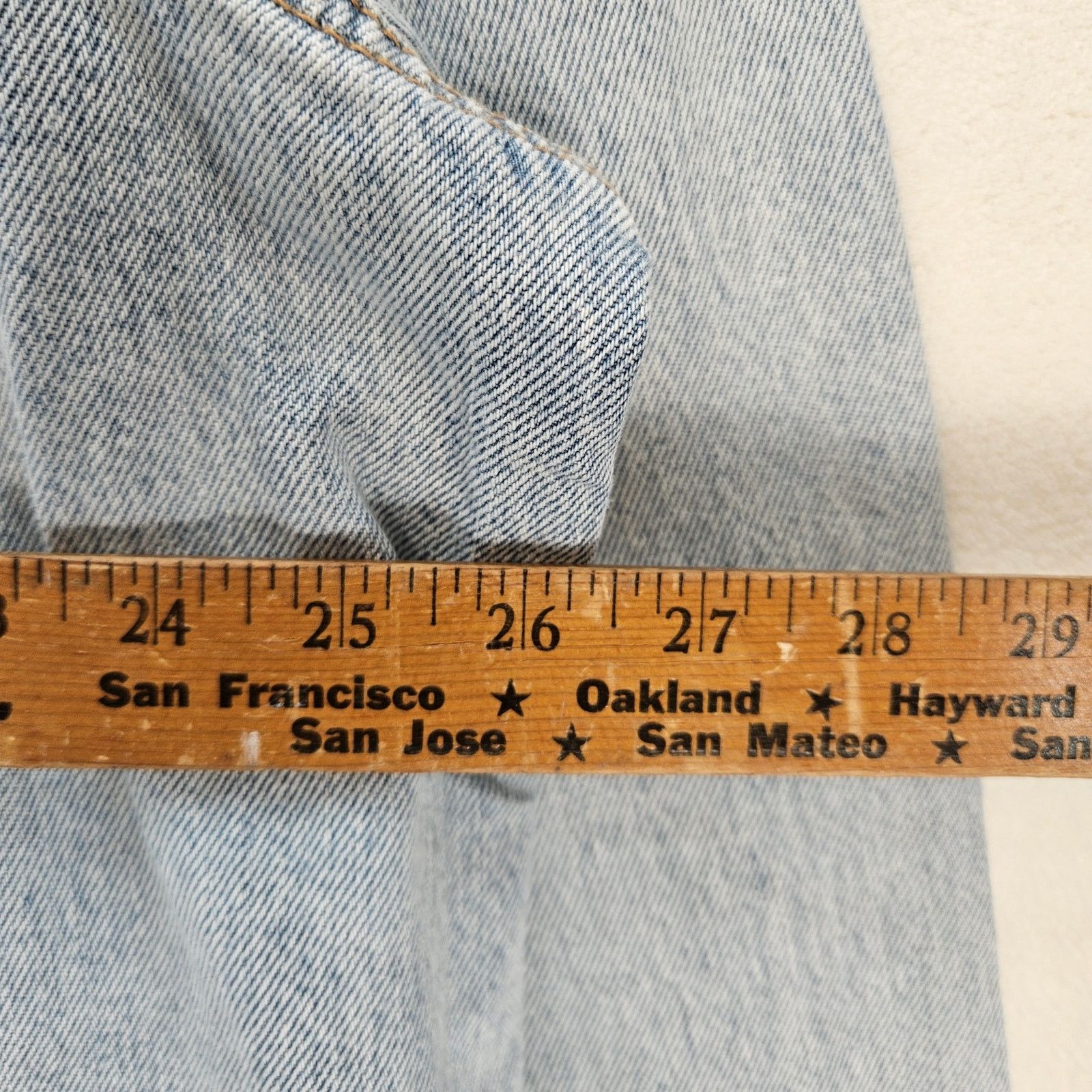 Levi's LEVI'S MEN'S XXL PREMIUM TRUCKER JACKET NWT LIGHT WASH Size US XXL / EU 58 / 5 - 4 Thumbnail